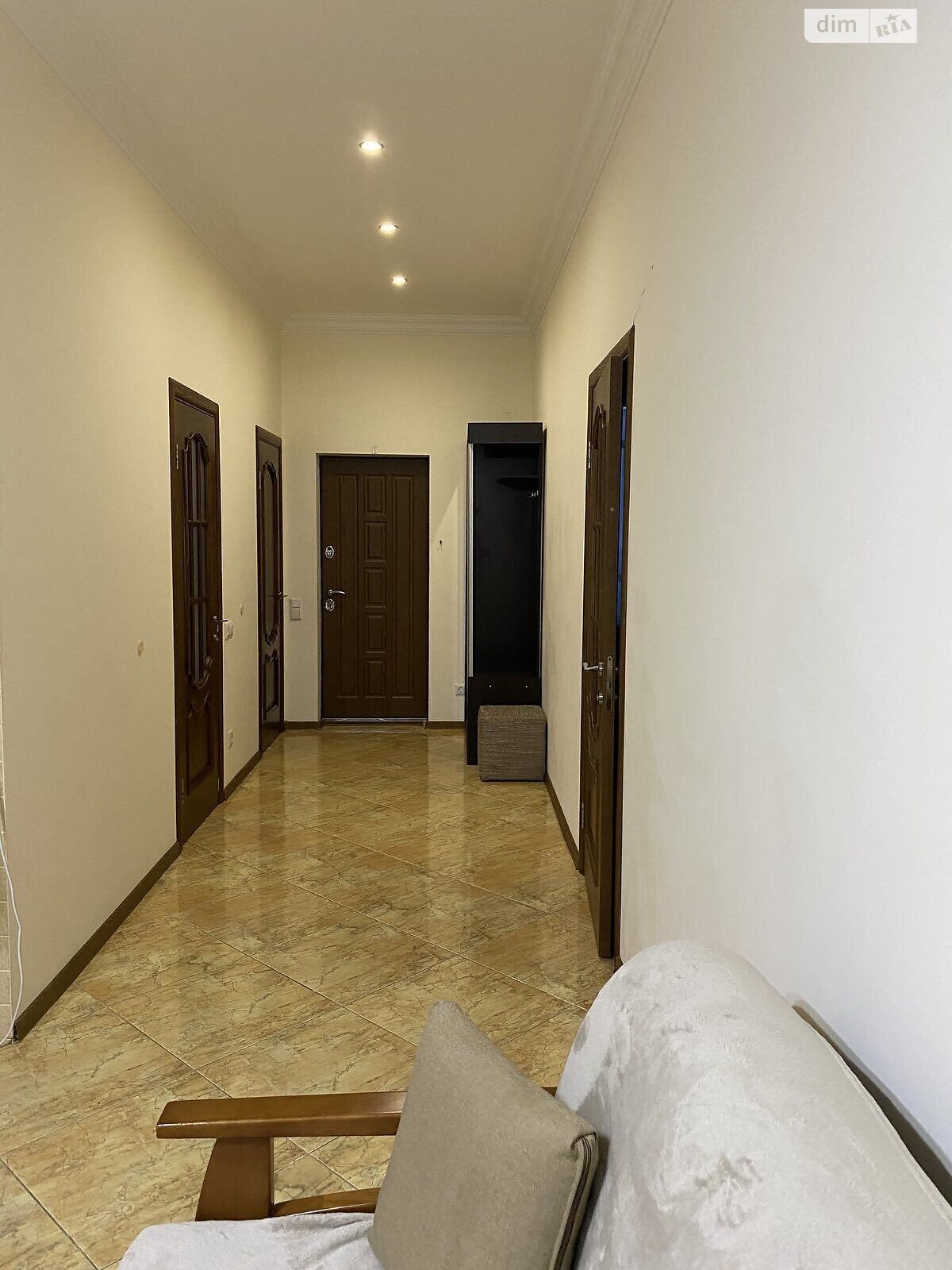 однокімнатна квартира в Одесі, район Приморський, на бул. Французький в довготривалу оренду помісячно фото 1