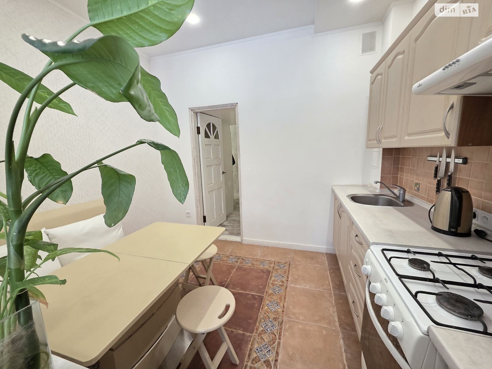 двухкомнатная квартира в Одессе, район Приморский, на бул. Французский в аренду на долгий срок помесячно фото 1