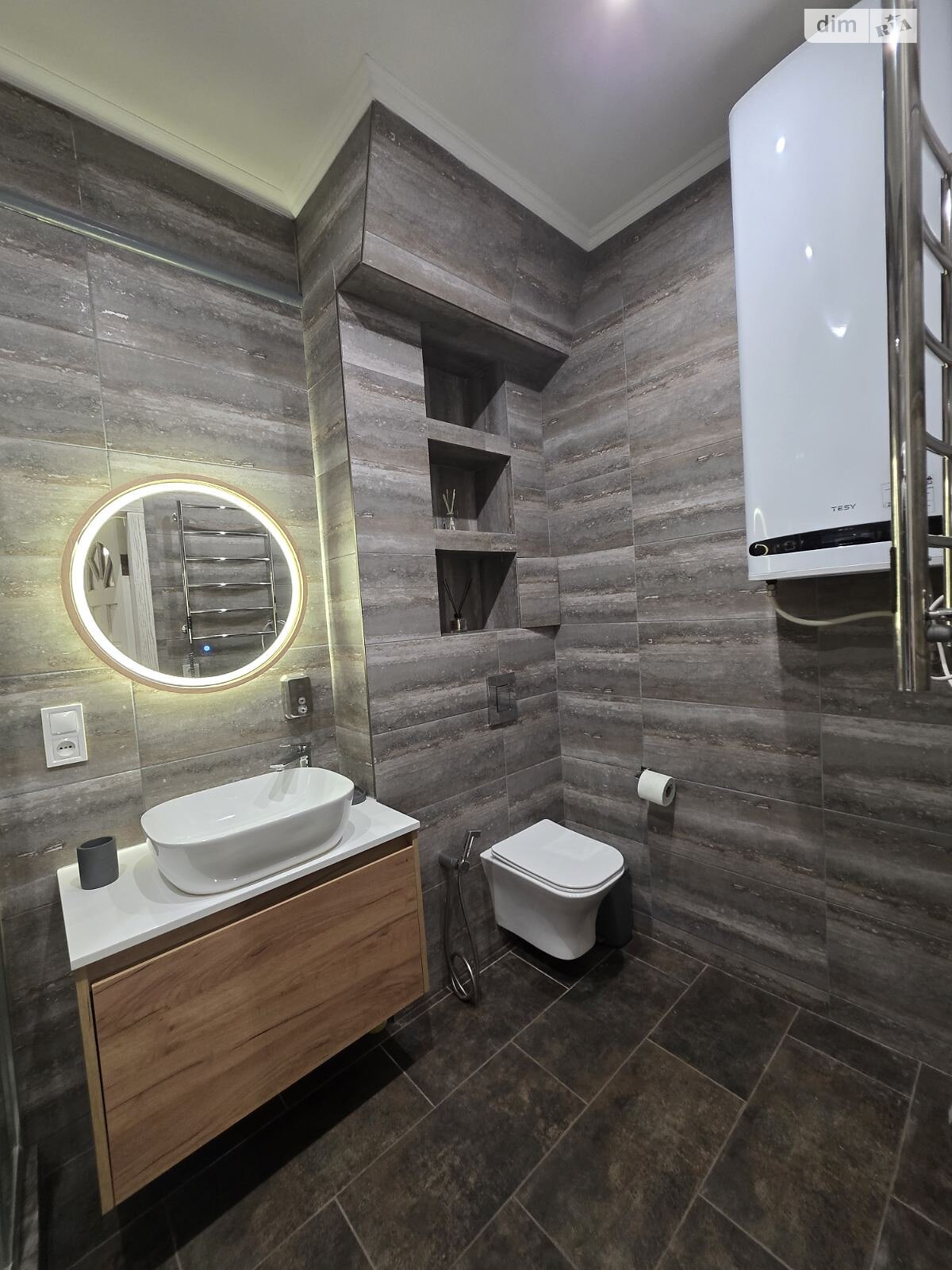 двухкомнатная квартира в Одессе, район Приморский, на бул. Французский в аренду на долгий срок помесячно фото 1