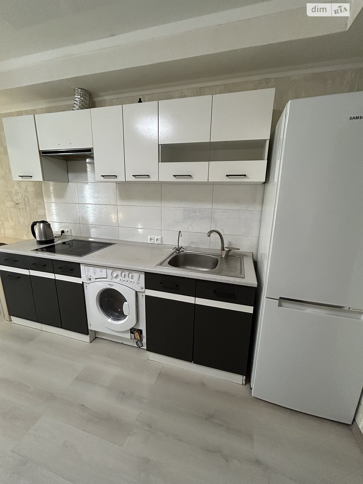 однокімнатна квартира в Одесі, район Приморський, на вул. Гімназична 30 в довготривалу оренду помісячно фото 1 однокімнатна квартира в Одесі, район Приморський, на вул. Гімназична 30 в довготривалу оренду помісячно фото 1