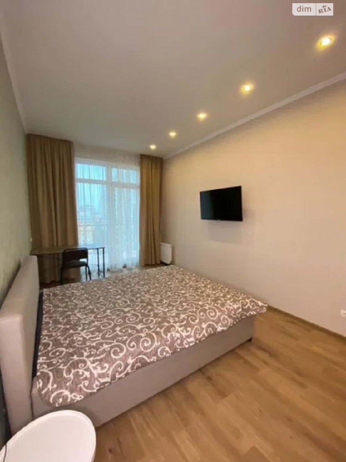 однокімнатна квартира в Одесі, район Приморський, на бул. Італійський 1В в довготривалу оренду помісячно фото 1