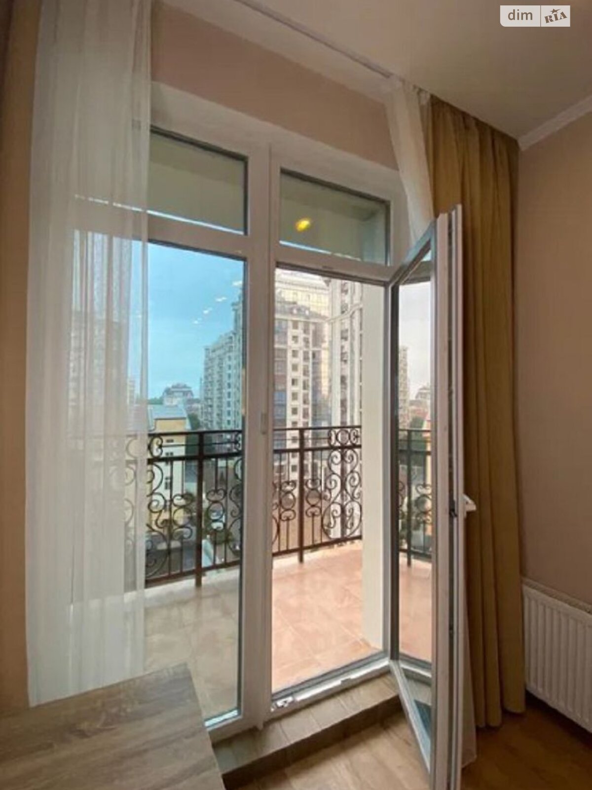 однокімнатна квартира в Одесі, район Приморський, на бул. Італійський 1В в довготривалу оренду помісячно фото 1