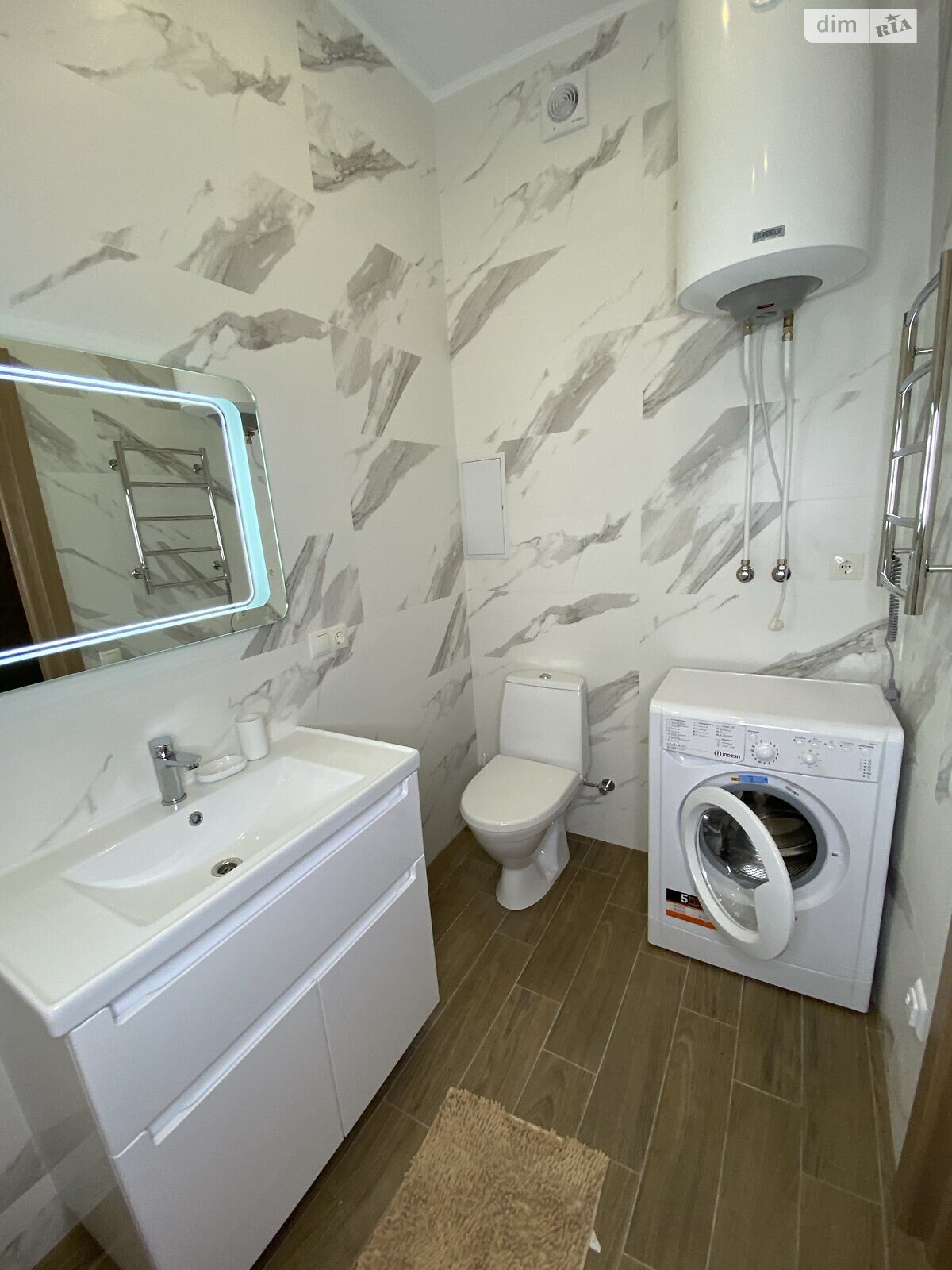 однокімнатна квартира в Одесі, район Приморський, на бул. Італійський 1В в довготривалу оренду помісячно фото 1