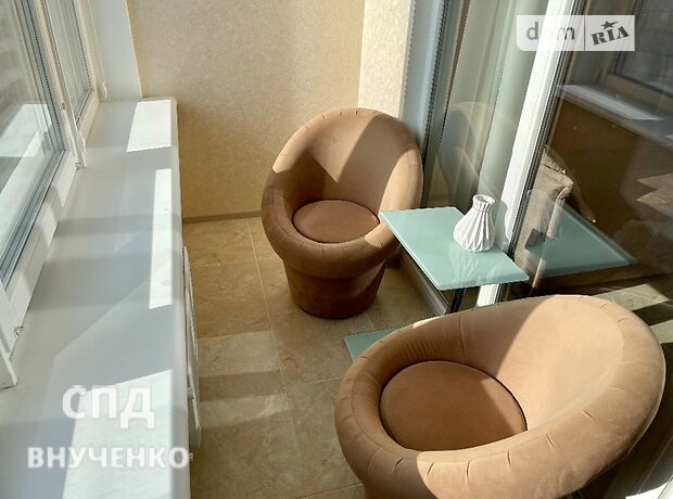 однокомнатная квартира с мебелью в Одессе, район Приморский, на ул. Каманина 16а/6 в аренду на долгий срок помесячно фото 1