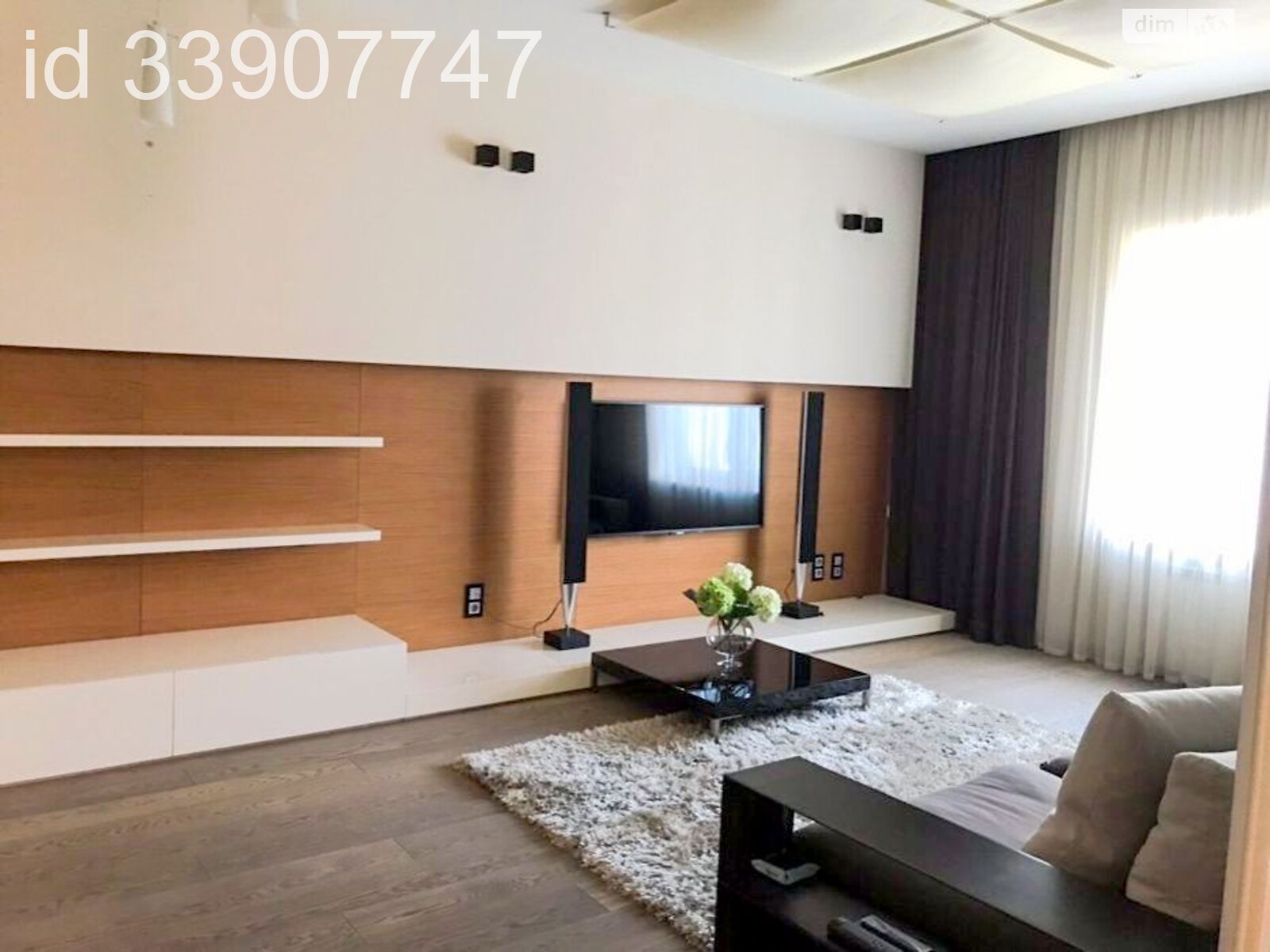 четырехкомнатная квартира в Одессе, район Приморский, на ул. Канатная 15 в аренду на долгий срок помесячно фото 1