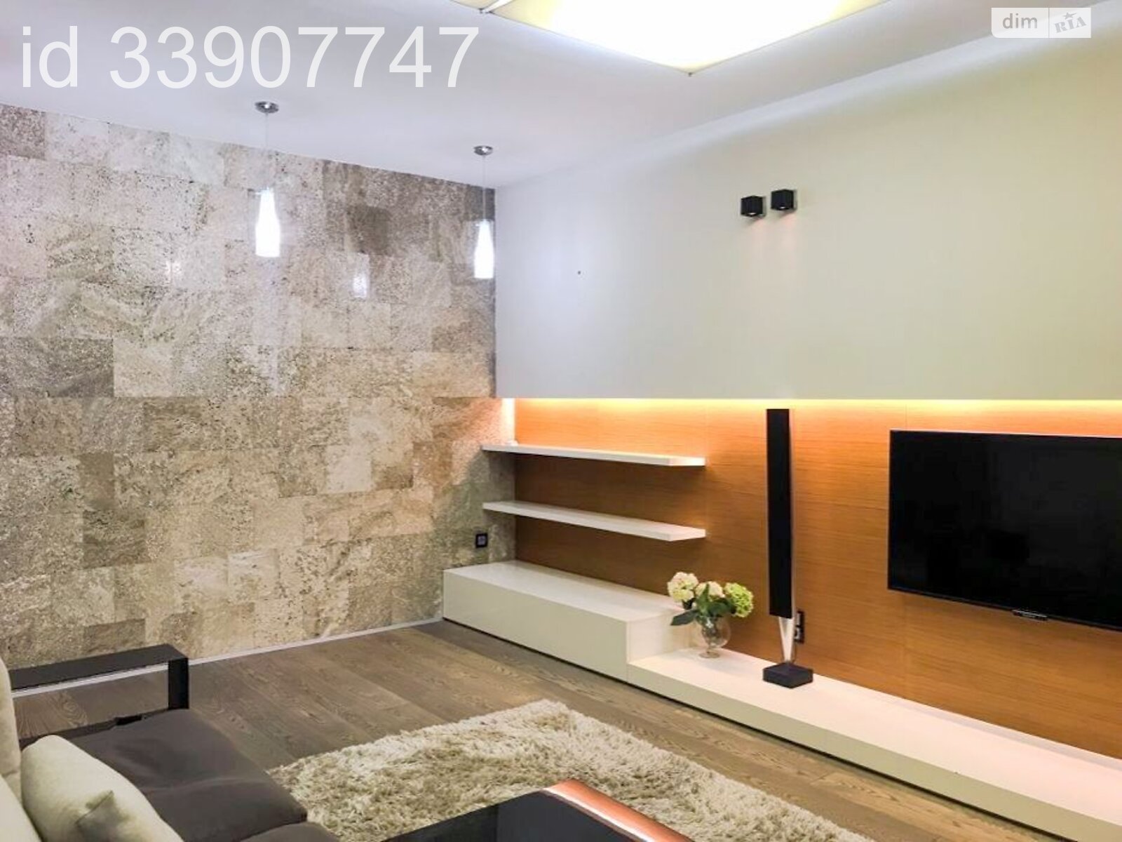 четырехкомнатная квартира в Одессе, район Приморский, на ул. Канатная 15 в аренду на долгий срок помесячно фото 1