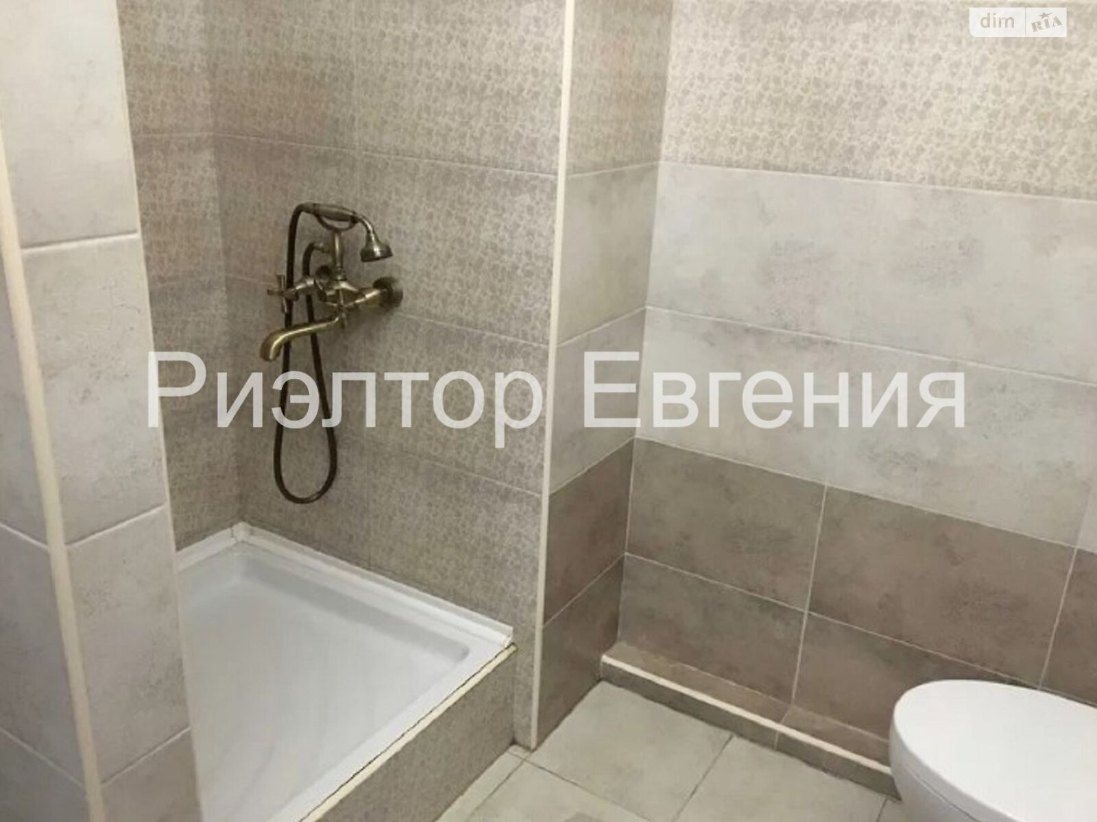 однокомнатная квартира в Одессе, район Приморский, на пер. Каретный 21 в аренду на долгий срок помесячно фото 1 однокомнатная квартира в Одессе, район Приморский, на пер. Каретный 21 в аренду на долгий срок помесячно фото 1