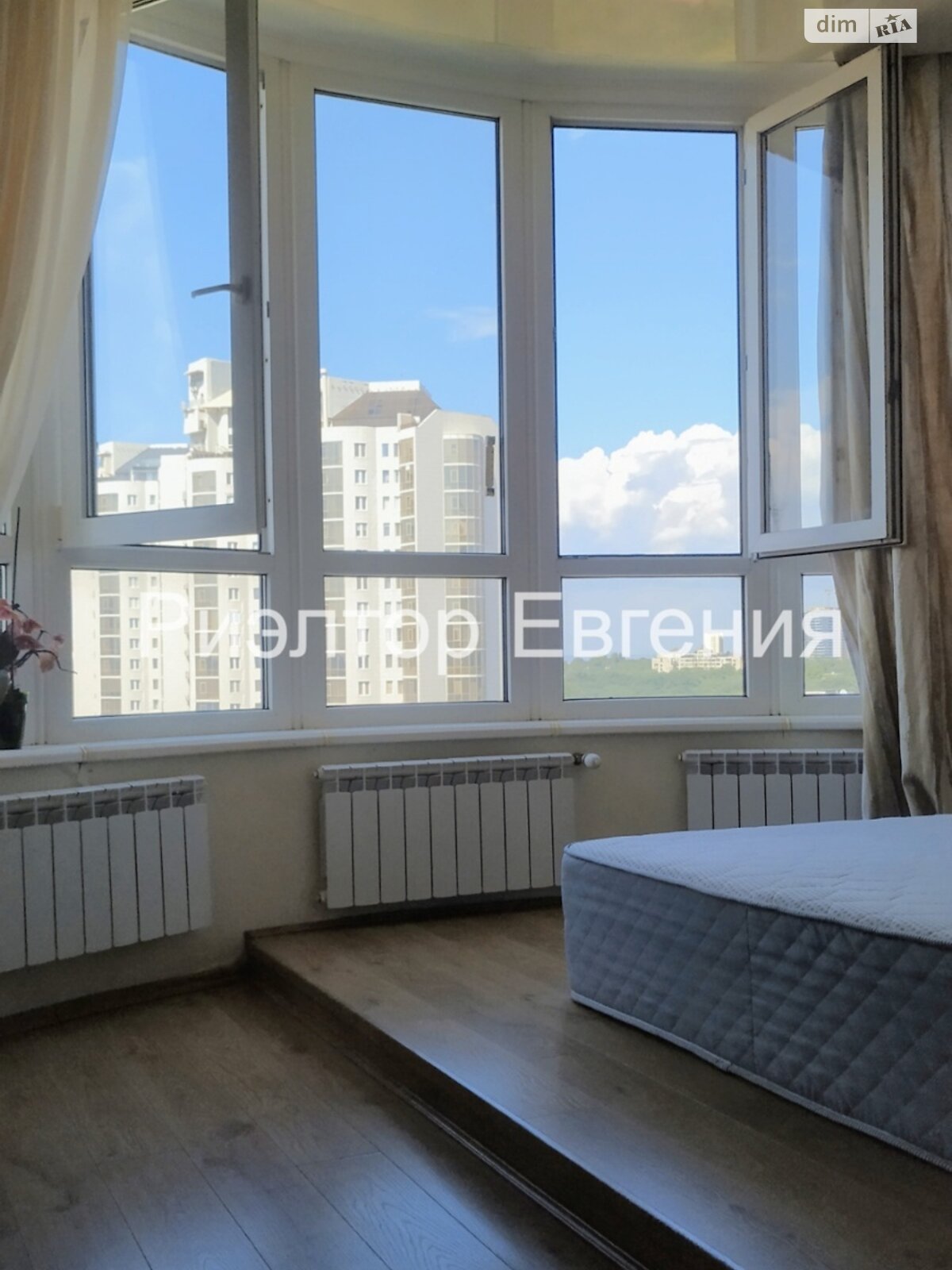 однокімнатна квартира в Одесі, район Приморський, на вул. Кленова 2А в довготривалу оренду помісячно фото 1 однокімнатна квартира в Одесі, район Приморський, на вул. Кленова 2А в довготривалу оренду помісячно фото 1