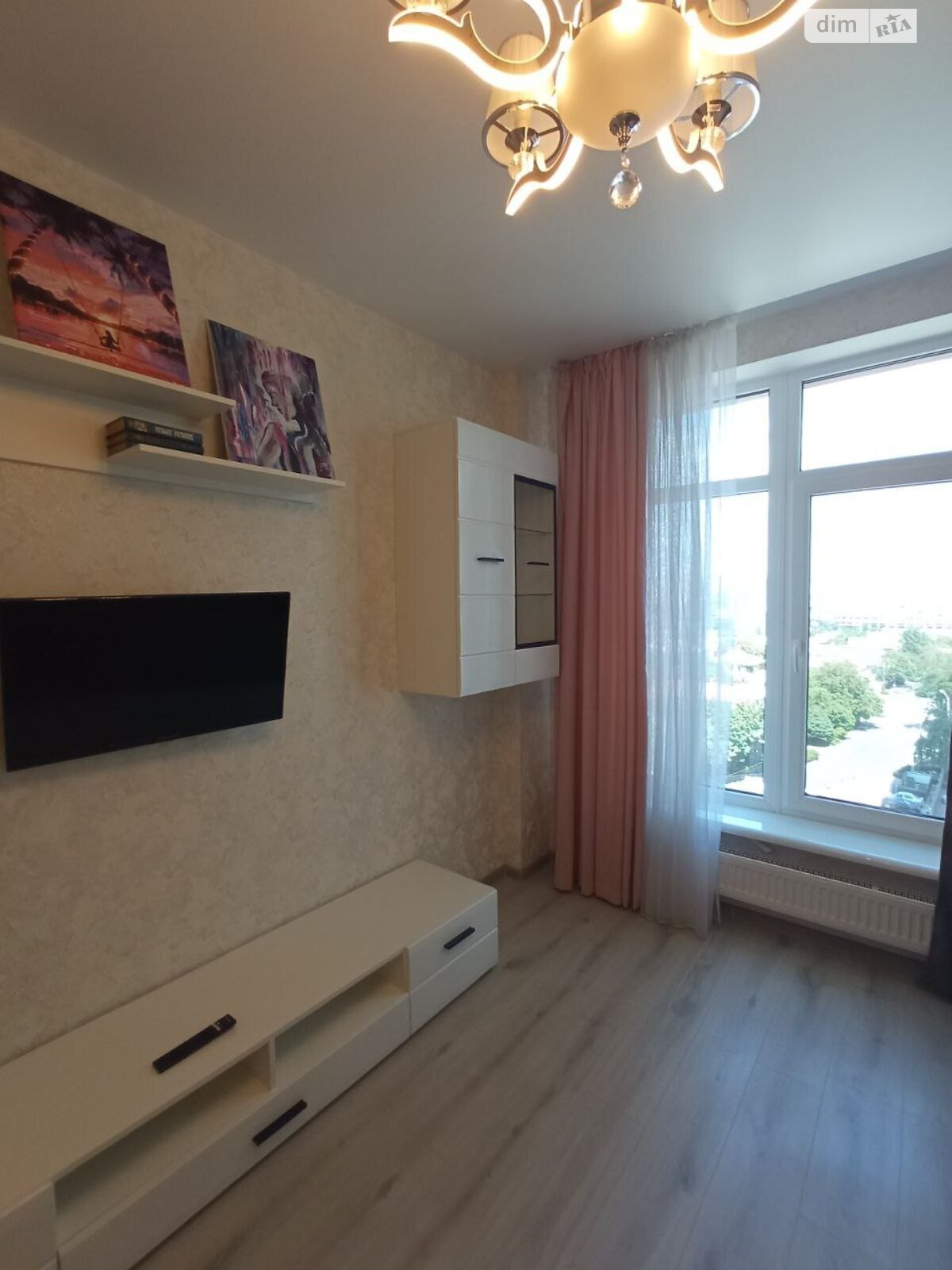 однокімнатна квартира в Одесі, район Приморський, на пров. Компасний в довготривалу оренду помісячно фото 1