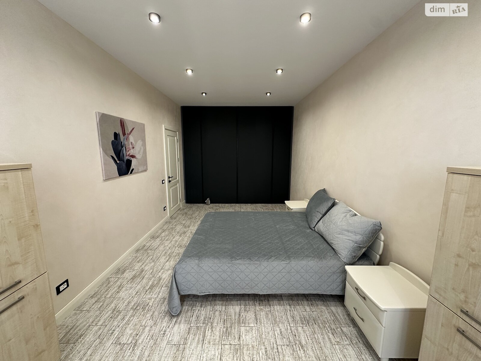 двокімнатна квартира в Одесі, район Приморський, на просп. Лесі Українки 19А в довготривалу оренду помісячно фото 1