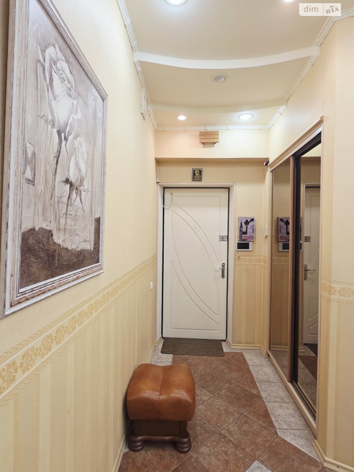 трикімнатна квартира в Одесі, район Приморський, на просп. Лесі Українки в довготривалу оренду помісячно фото 1 трикімнатна квартира в Одесі, район Приморський, на просп. Лесі Українки в довготривалу оренду помісячно фото 1