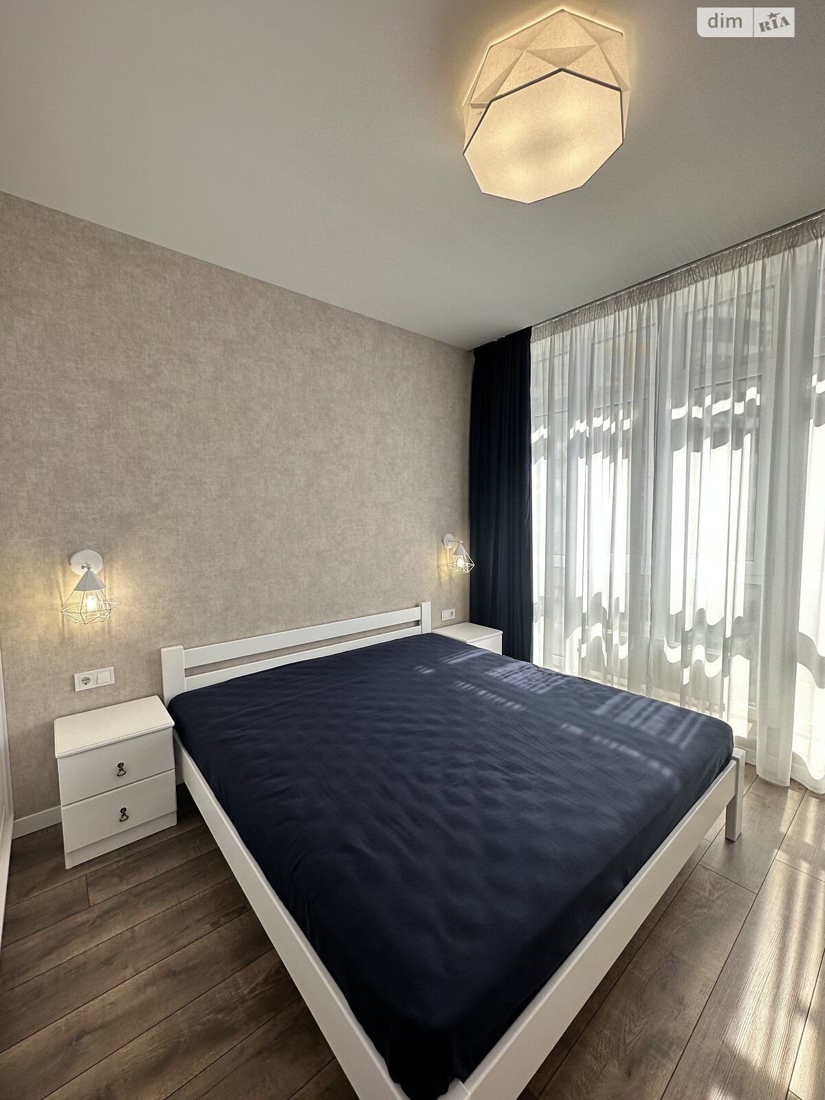 однокомнатная квартира в Одессе, район Приморский, на просп. Леси Украинки 19 в аренду на долгий срок помесячно фото 1 однокомнатная квартира в Одессе, район Приморский, на просп. Леси Украинки 19 в аренду на долгий срок помесячно фото 1