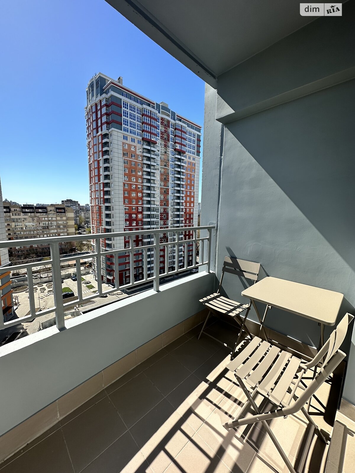 однокомнатная квартира в Одессе, район Приморский, на просп. Леси Украинки 19 в аренду на долгий срок помесячно фото 1 однокомнатная квартира в Одессе, район Приморский, на просп. Леси Украинки 19 в аренду на долгий срок помесячно фото 1