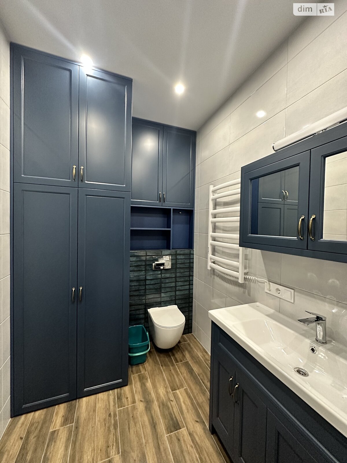 однокомнатная квартира в Одессе, район Приморский, на просп. Леси Украинки 19 в аренду на долгий срок помесячно фото 1 однокомнатная квартира в Одессе, район Приморский, на просп. Леси Украинки 19 в аренду на долгий срок помесячно фото 1