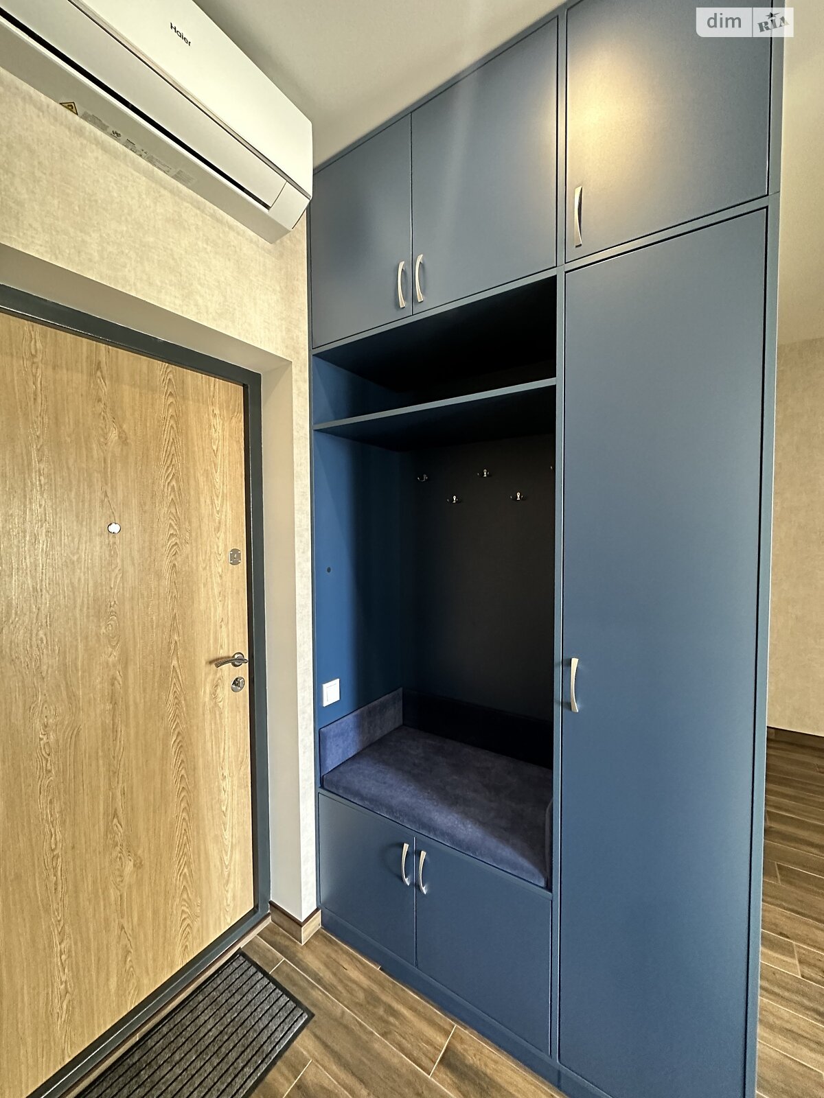 однокомнатная квартира в Одессе, район Приморский, на просп. Леси Украинки 19 в аренду на долгий срок помесячно фото 1 однокомнатная квартира в Одессе, район Приморский, на просп. Леси Украинки 19 в аренду на долгий срок помесячно фото 1