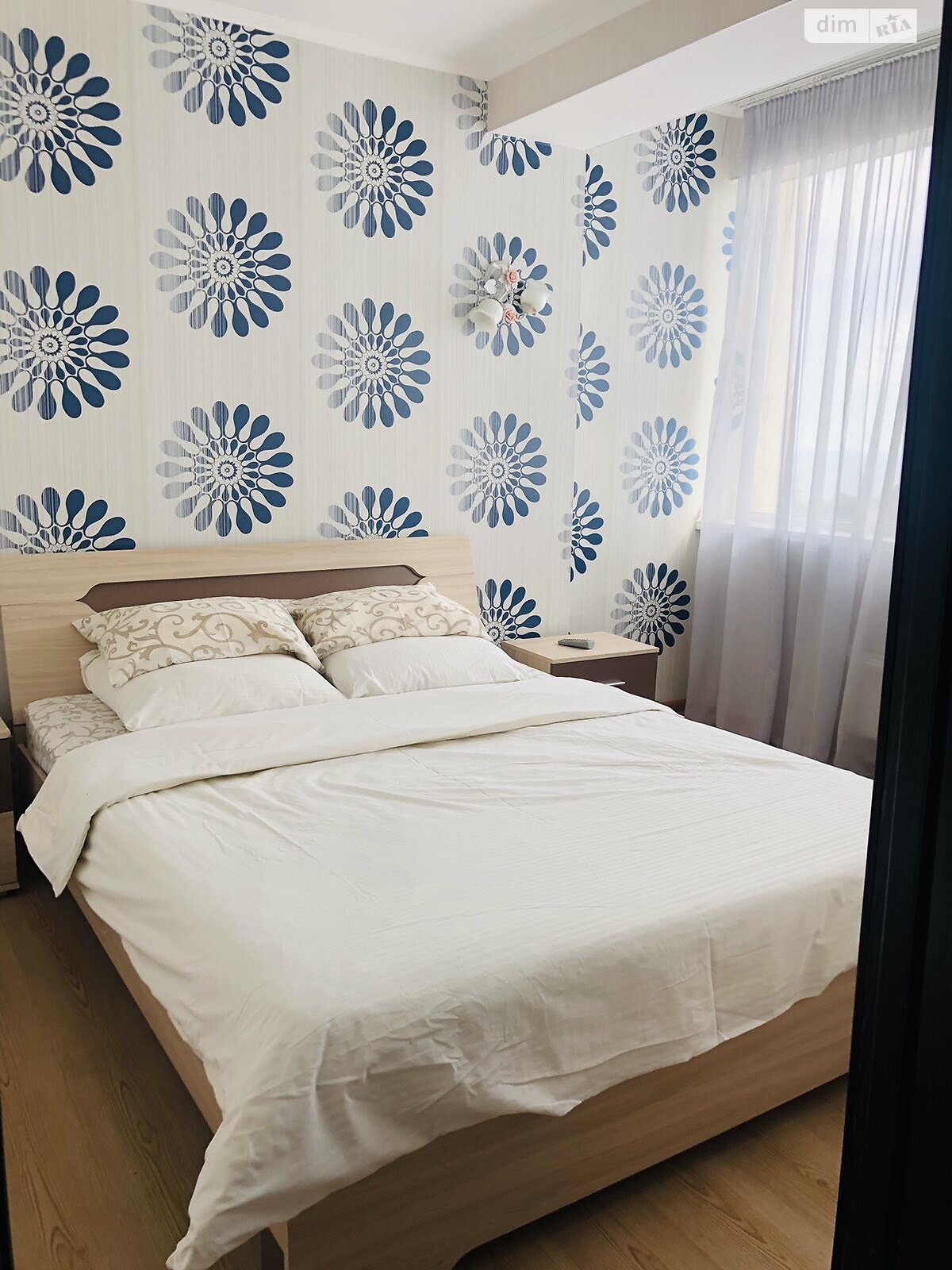 трикімнатна квартира в Одесі, район Приморський, на вул. Літературна 12 в довготривалу оренду помісячно фото 1