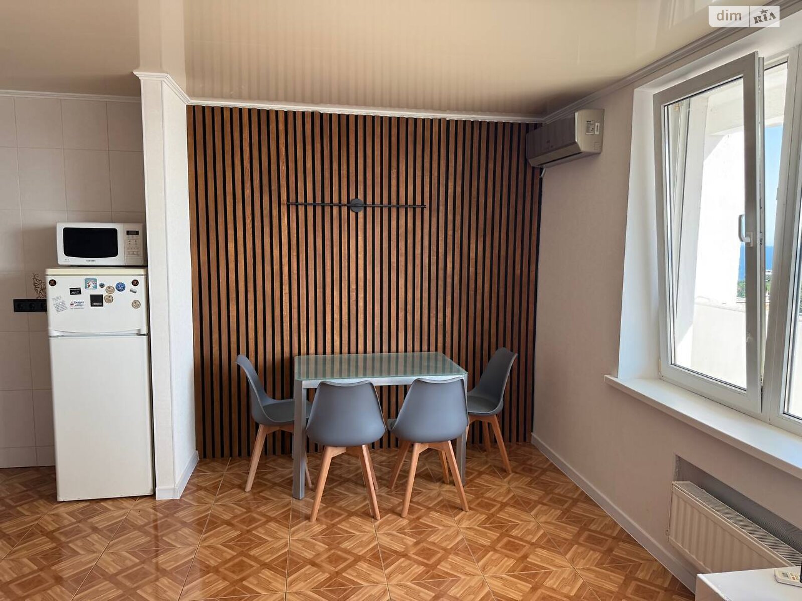 двокімнатна квартира в Одесі, район Приморський, на вул. Літературна 12 в довготривалу оренду помісячно фото 1