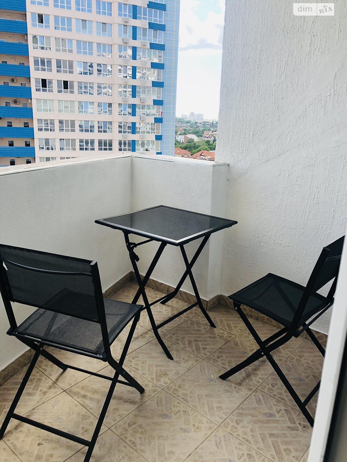 двокімнатна квартира в Одесі, район Приморський, на вул. Літературна 12 в довготривалу оренду помісячно фото 1