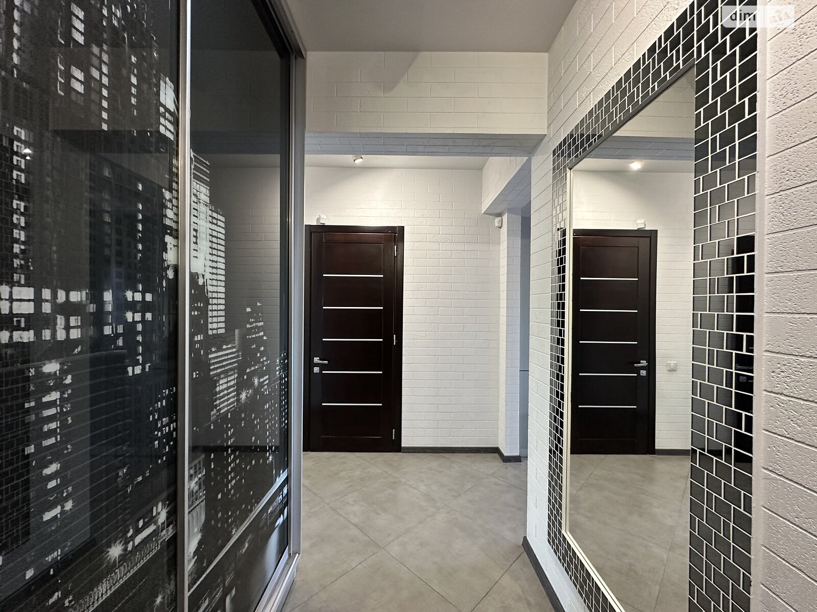 двухкомнатная квартира в Одессе, район Приморский, на ул. Литературная 12А корпус 1 в аренду на долгий срок помесячно фото 1