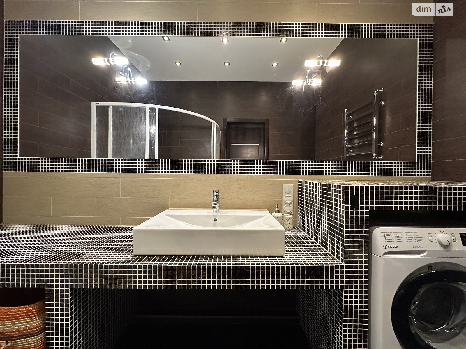 двухкомнатная квартира в Одессе, район Приморский, на ул. Литературная 12А корпус 1 в аренду на долгий срок помесячно фото 1