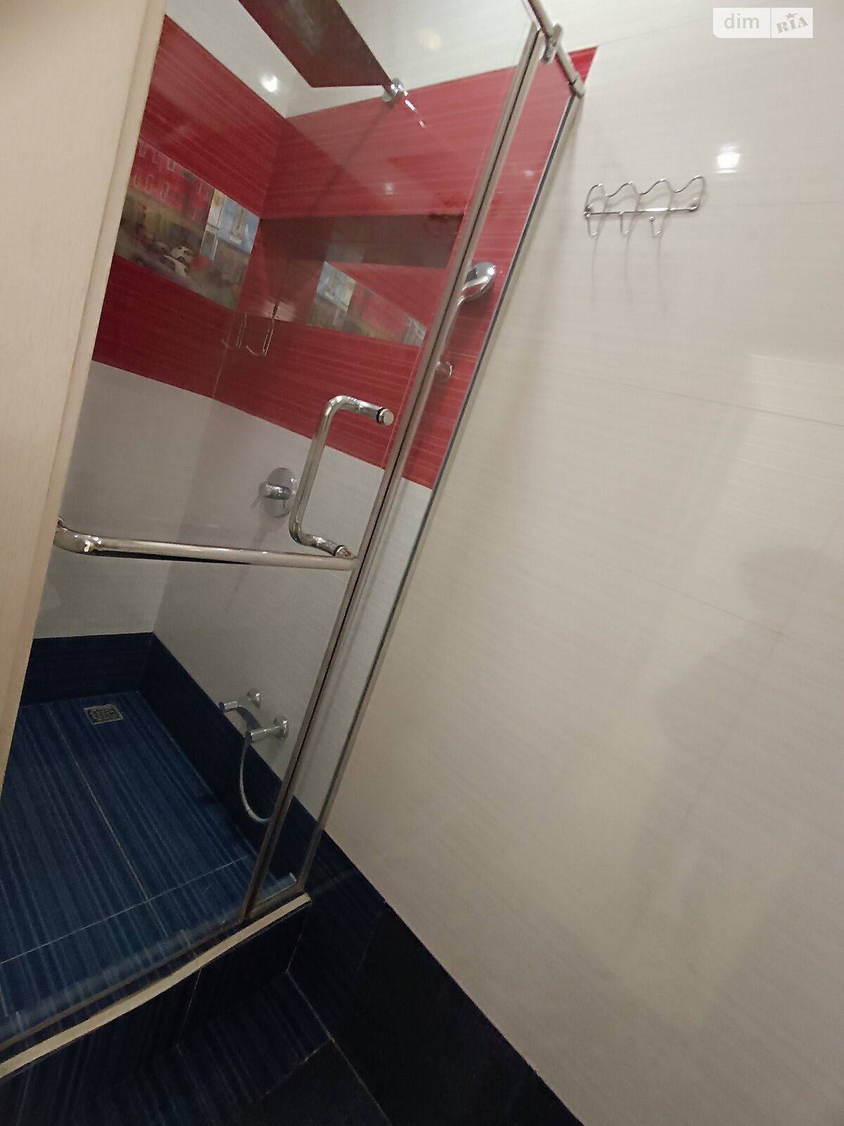 двухкомнатная квартира в Одессе, район Приморский, на ул. Литературная 1А в аренду на долгий срок помесячно фото 1