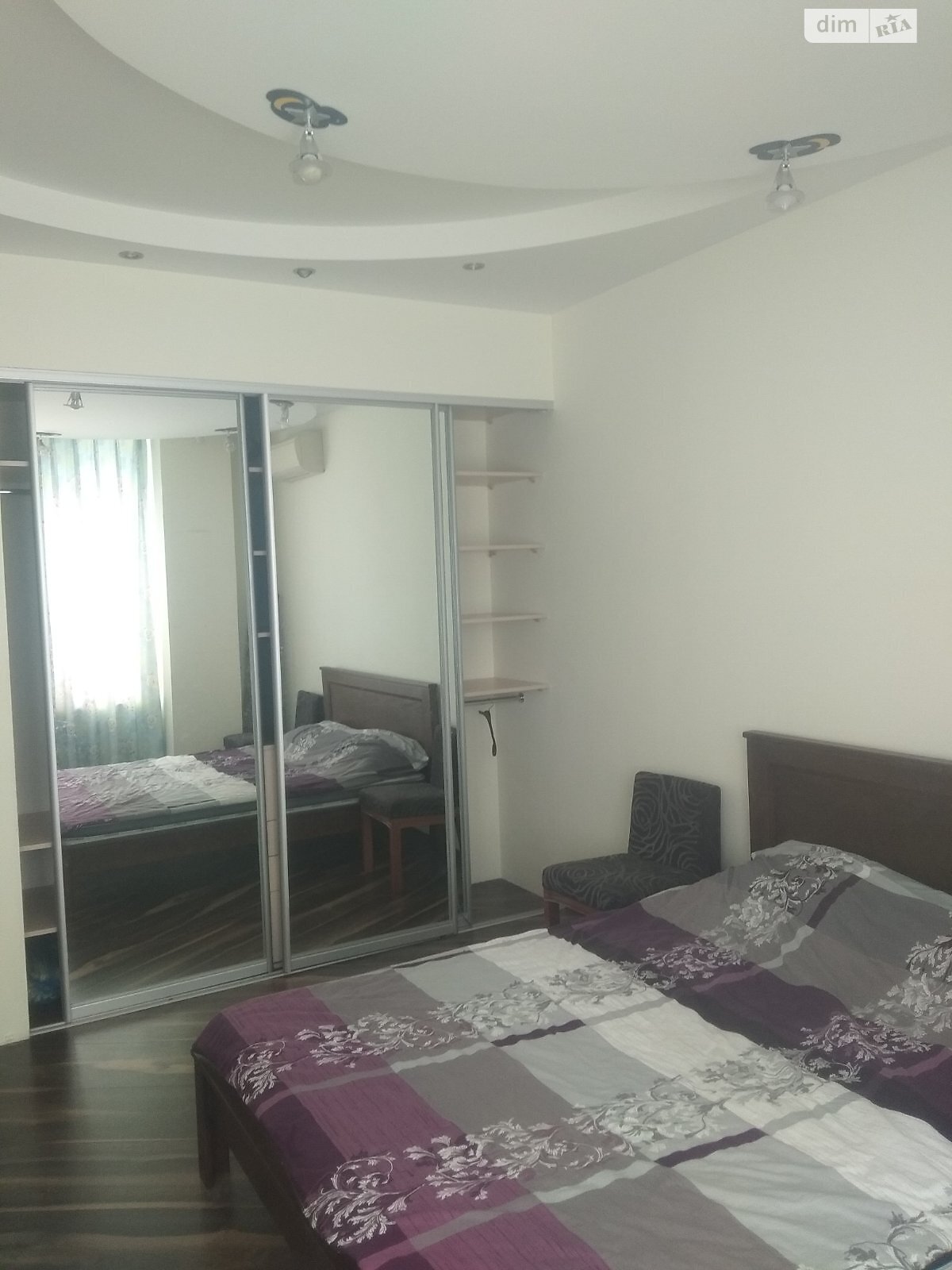 двухкомнатная квартира в Одессе, район Приморский, на ул. Литературная 1А в аренду на долгий срок помесячно фото 1