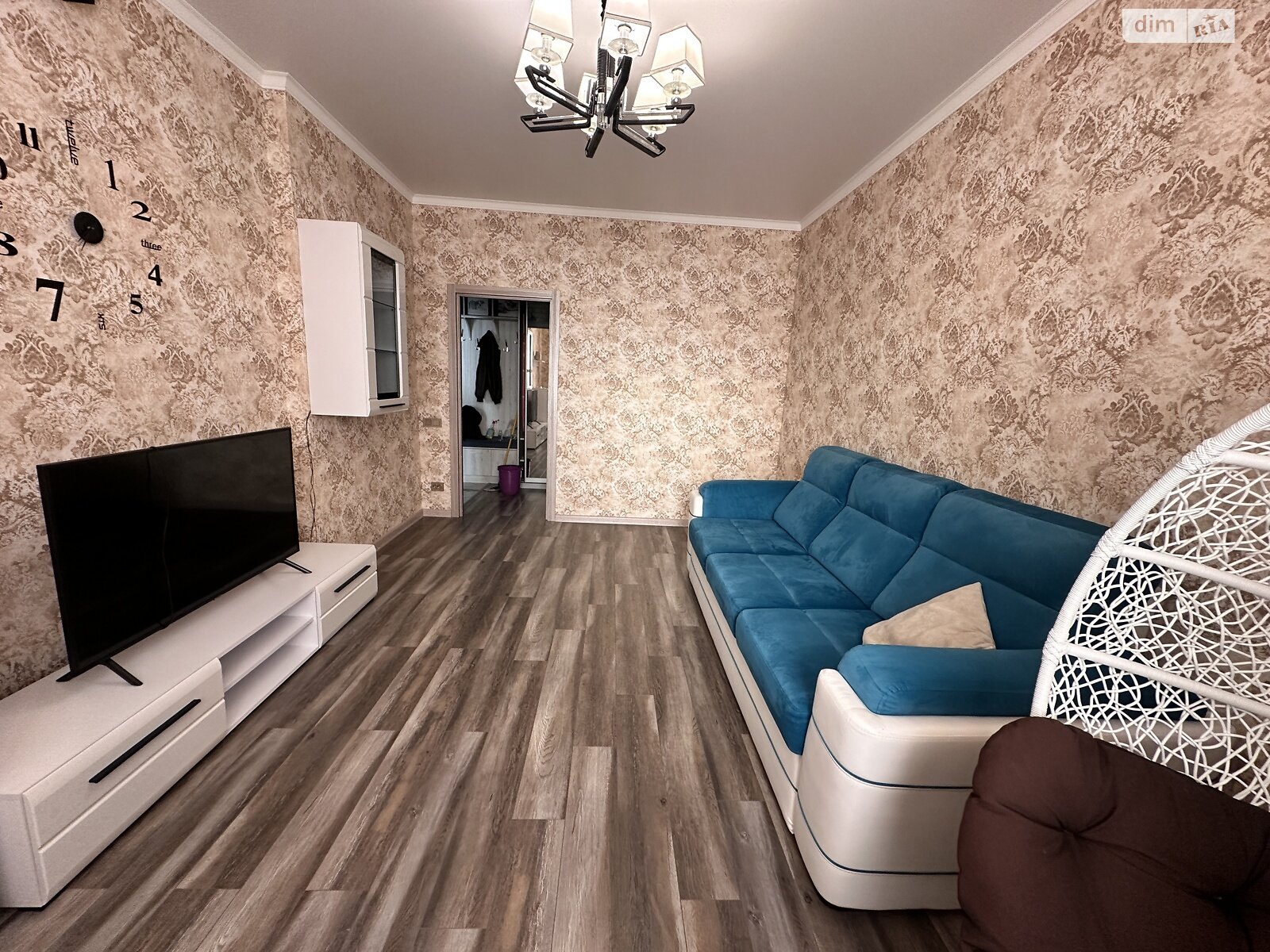 двухкомнатная квартира в Одессе, район Приморский, на ул. Литературная 8 в аренду на долгий срок помесячно фото 1 двухкомнатная квартира в Одессе, район Приморский, на ул. Литературная 8 в аренду на долгий срок помесячно фото 1