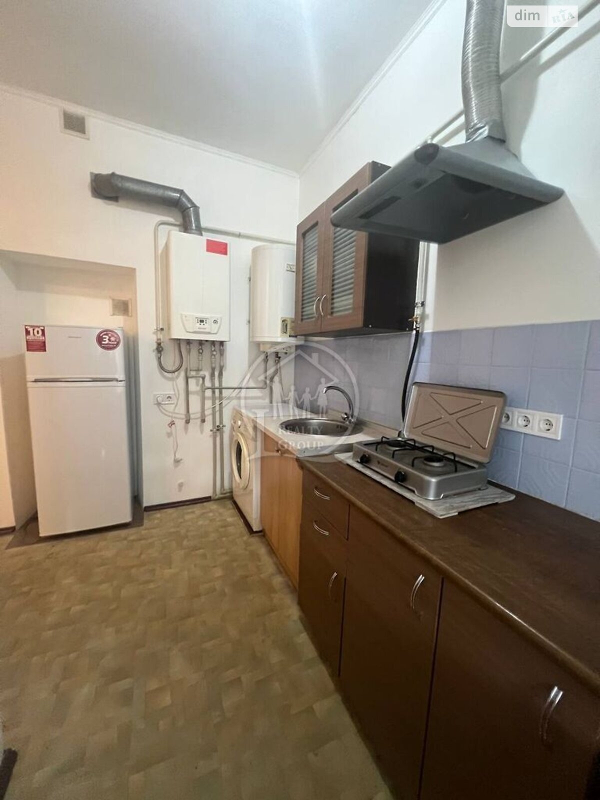 однокімнатна квартира в Одесі, район Приморський, на пл. Льва Толстого в довготривалу оренду помісячно фото 1 однокімнатна квартира в Одесі, район Приморський, на пл. Льва Толстого в довготривалу оренду помісячно фото 1
