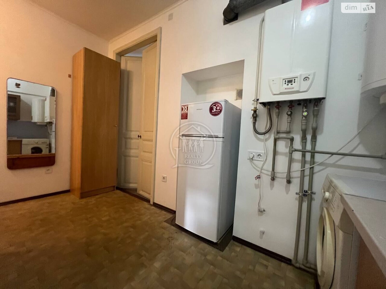 однокімнатна квартира в Одесі, район Приморський, на пл. Льва Толстого в довготривалу оренду помісячно фото 1 однокімнатна квартира в Одесі, район Приморський, на пл. Льва Толстого в довготривалу оренду помісячно фото 1