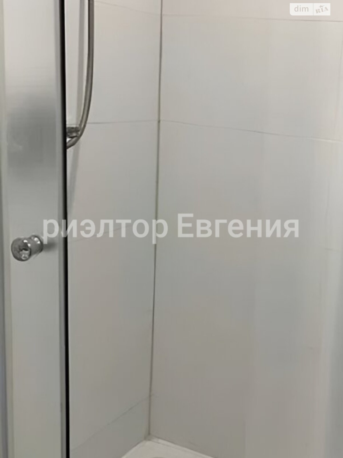 однокомнатная квартира в Одессе, район Приморский, на пл. Льва Толстого 4 в аренду на долгий срок помесячно фото 1 однокомнатная квартира в Одессе, район Приморский, на пл. Льва Толстого 4 в аренду на долгий срок помесячно фото 1