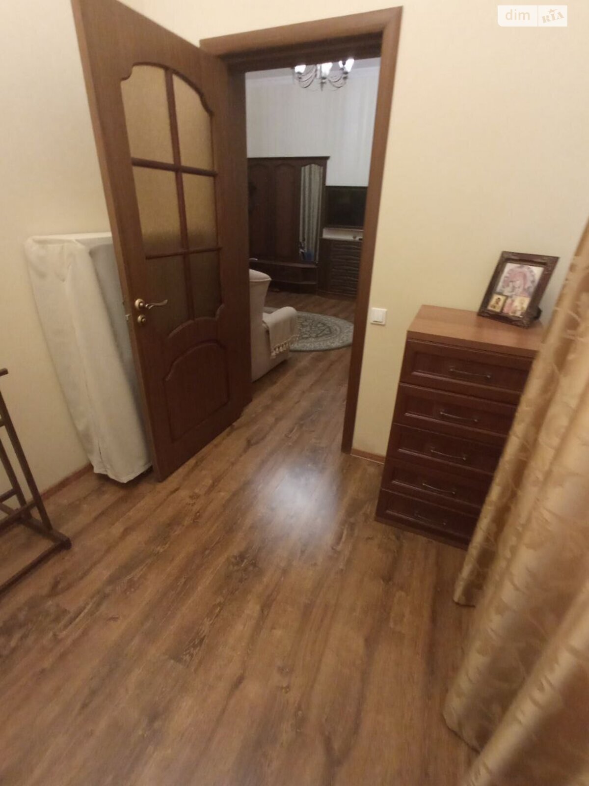 трехкомнатная квартира в Одессе, район Приморский, на ул. Малая Арнаутская в аренду на долгий срок помесячно фото 1 трехкомнатная квартира в Одессе, район Приморский, на ул. Малая Арнаутская в аренду на долгий срок помесячно фото 1