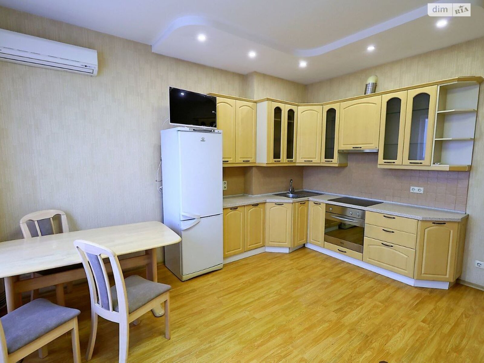 однокомнатная квартира в Одессе, район парковка, на ул. Малая Арнаутская 105/1 в аренду на долгий срок помесячно фото 1 однокомнатная квартира в Одессе, район парковка, на ул. Малая Арнаутская 105/1 в аренду на долгий срок помесячно фото 1