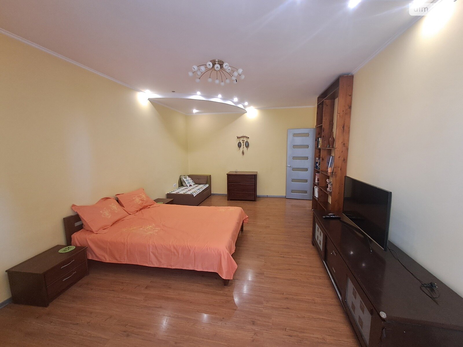 двухкомнатная квартира в Одессе, район Приморский, на пер. Манежный 4 в аренду на долгий срок помесячно фото 1