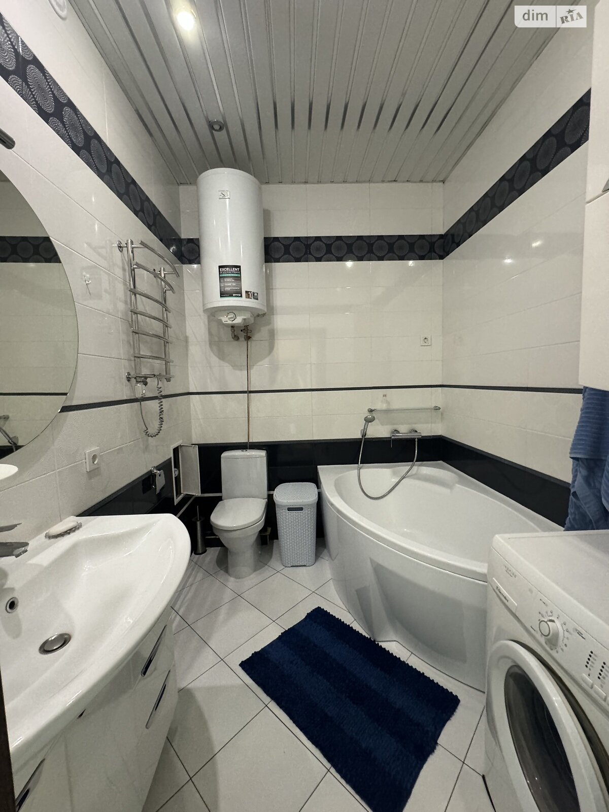 двокімнатна квартира в Одесі, район Приморський, на вул. Незалежності 11 в довготривалу оренду помісячно фото 1