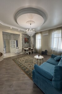 трикімнатна квартира в Одесі, район Приморський, на вул. Ніни Строкатої 3 в довготривалу оренду помісячно фото 2