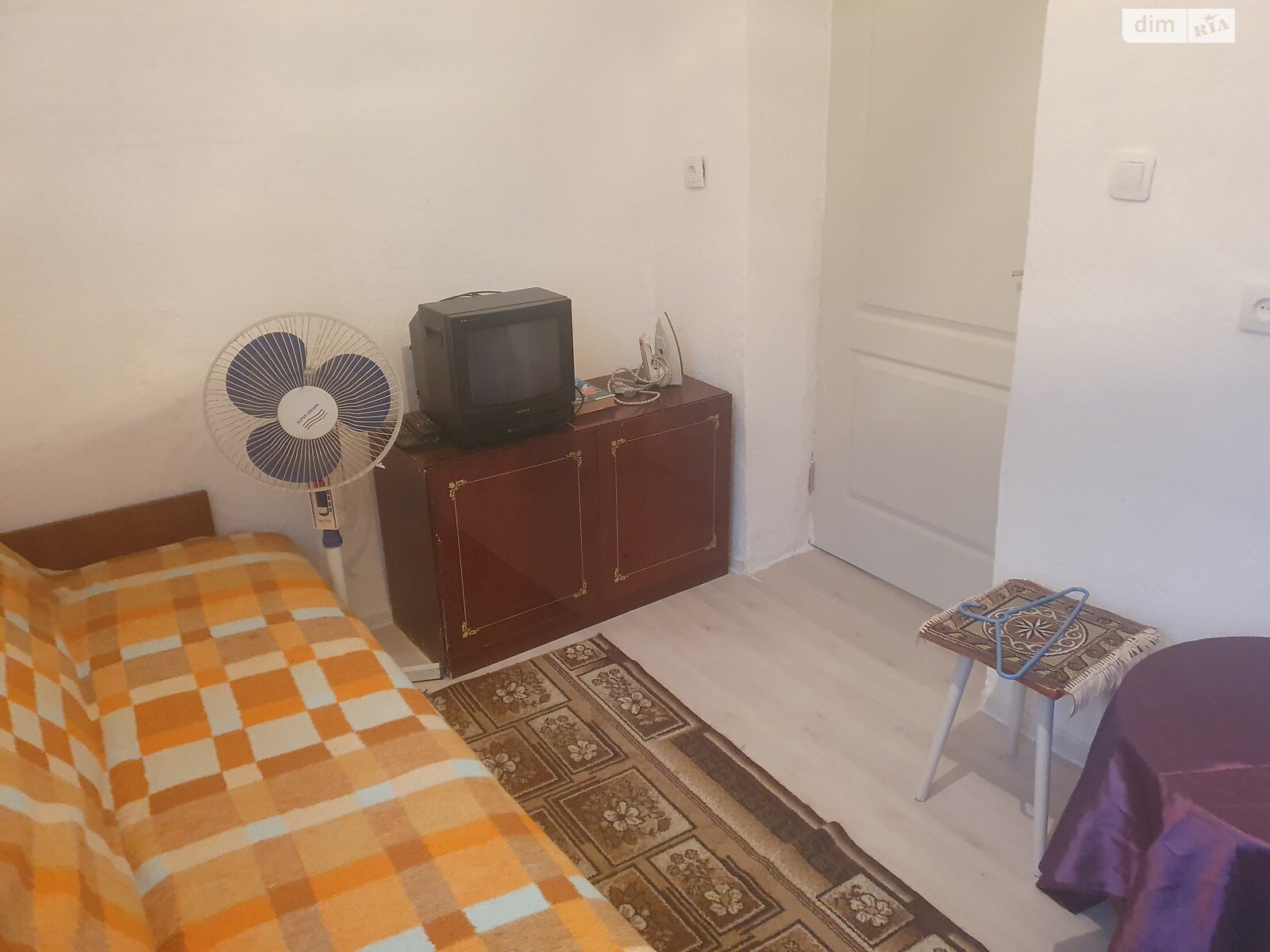 двухкомнатная квартира с мебелью в Одессе, район Приморский, на ул. Новосельского 28 в аренду на долгий срок помесячно фото 1