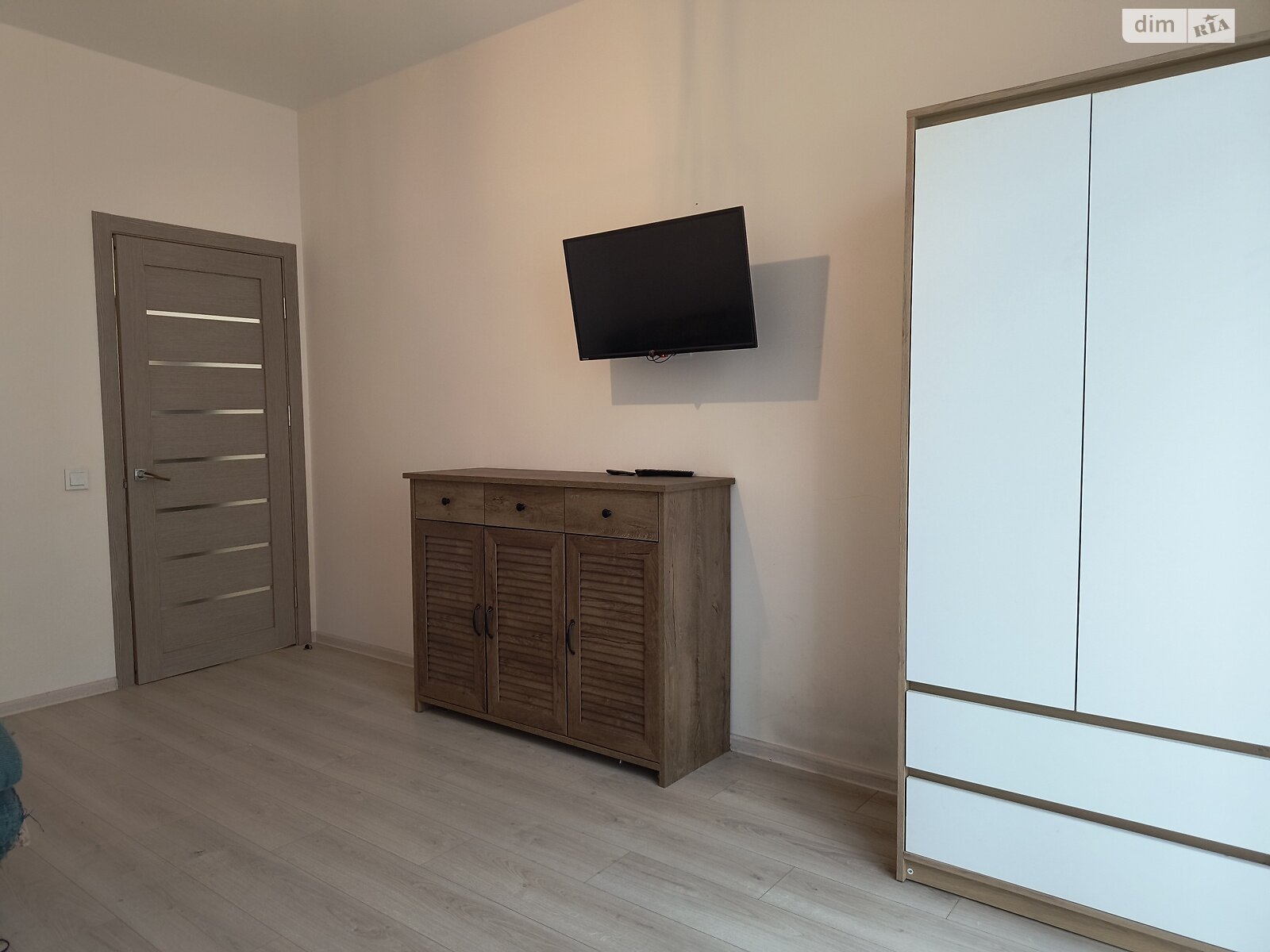 однокімнатна квартира в Одесі, район Приморський, на вул. Педагогічна 20Б в довготривалу оренду помісячно фото 1