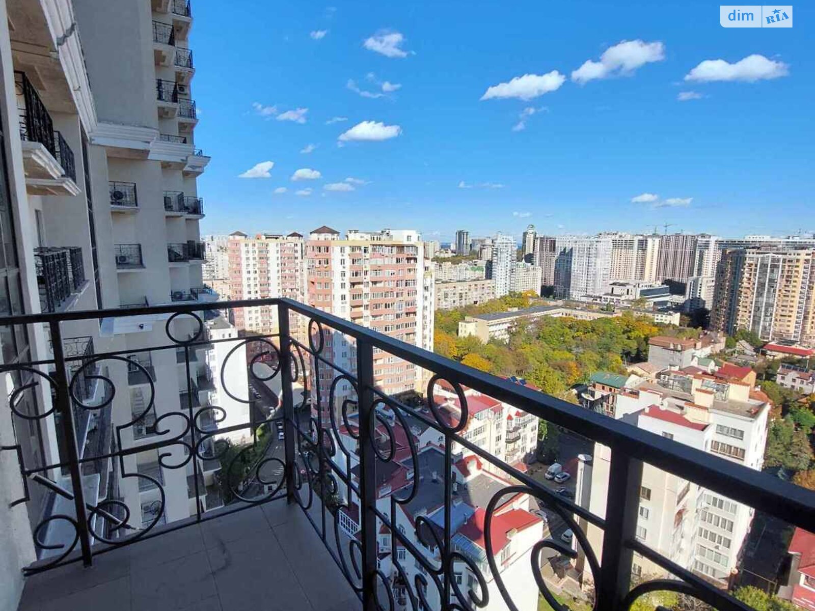 однокімнатна квартира в Одесі, район Приморський, на вул. Педагогічна 23 в довготривалу оренду помісячно фото 1