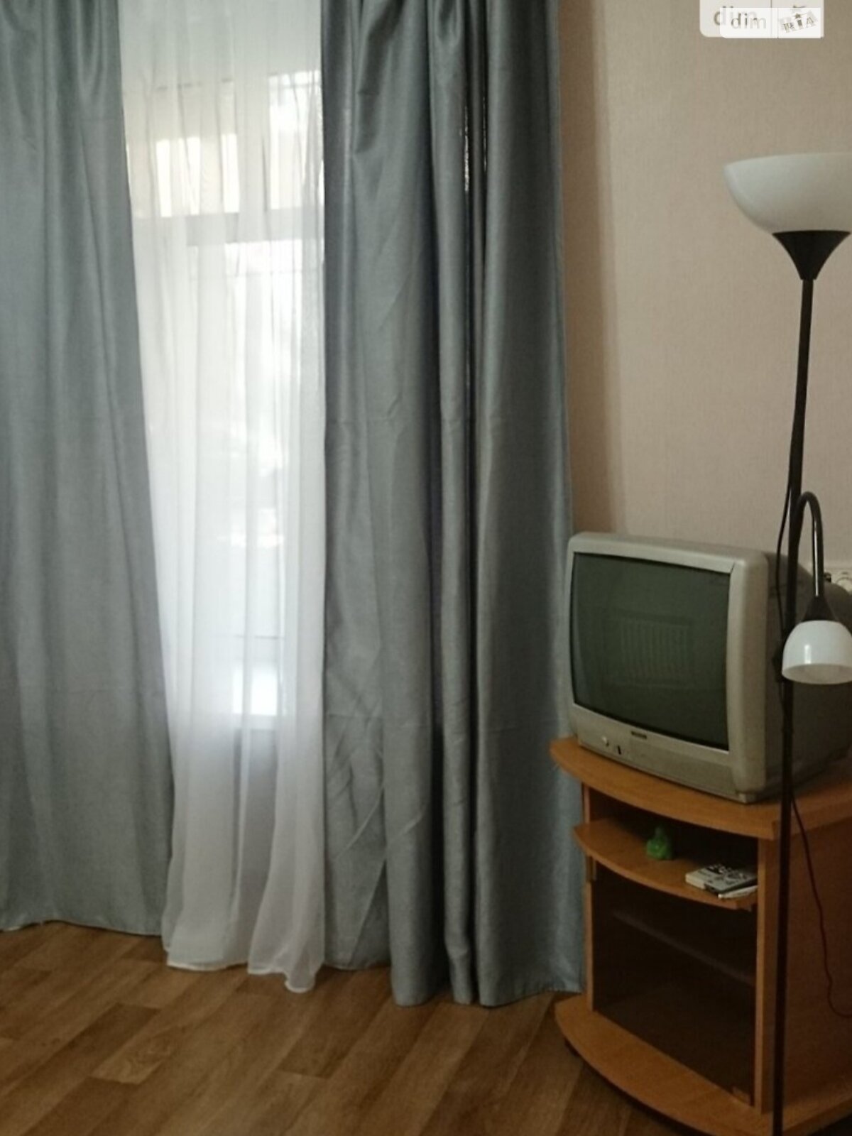 однокімнатна квартира в Одесі, район Приморський, на вул. Пироговська в довготривалу оренду помісячно фото 1 однокімнатна квартира в Одесі, район Приморський, на вул. Пироговська в довготривалу оренду помісячно фото 1