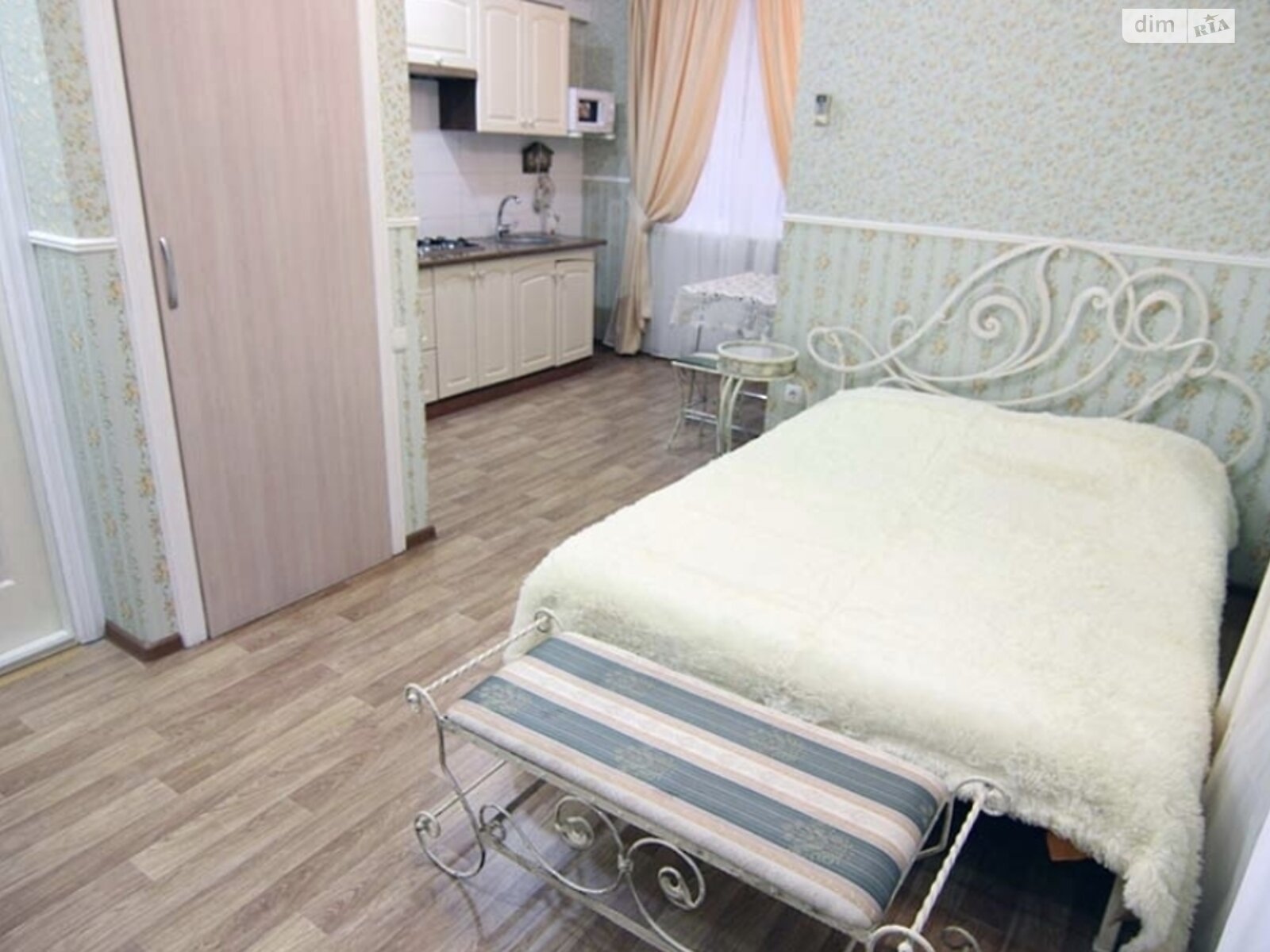 однокомнатная квартира в Одессе, район Приморский, на ул. Преображенская 24 в аренду на долгий срок помесячно фото 1 однокомнатная квартира в Одессе, район Приморский, на ул. Преображенская 24 в аренду на долгий срок помесячно фото 1