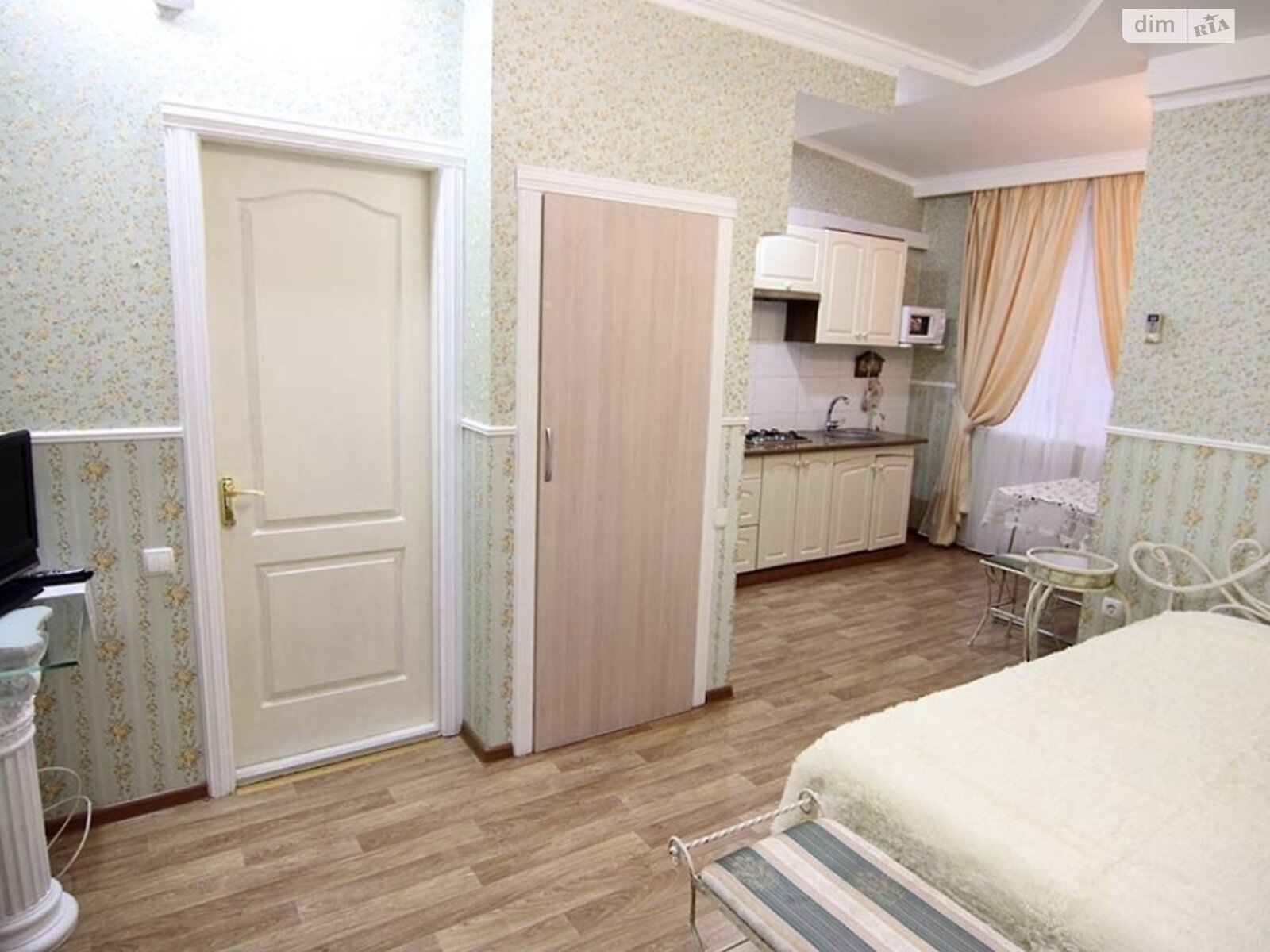 однокомнатная квартира в Одессе, район Приморский, на ул. Преображенская 24 в аренду на долгий срок помесячно фото 1 однокомнатная квартира в Одессе, район Приморский, на ул. Преображенская 24 в аренду на долгий срок помесячно фото 1