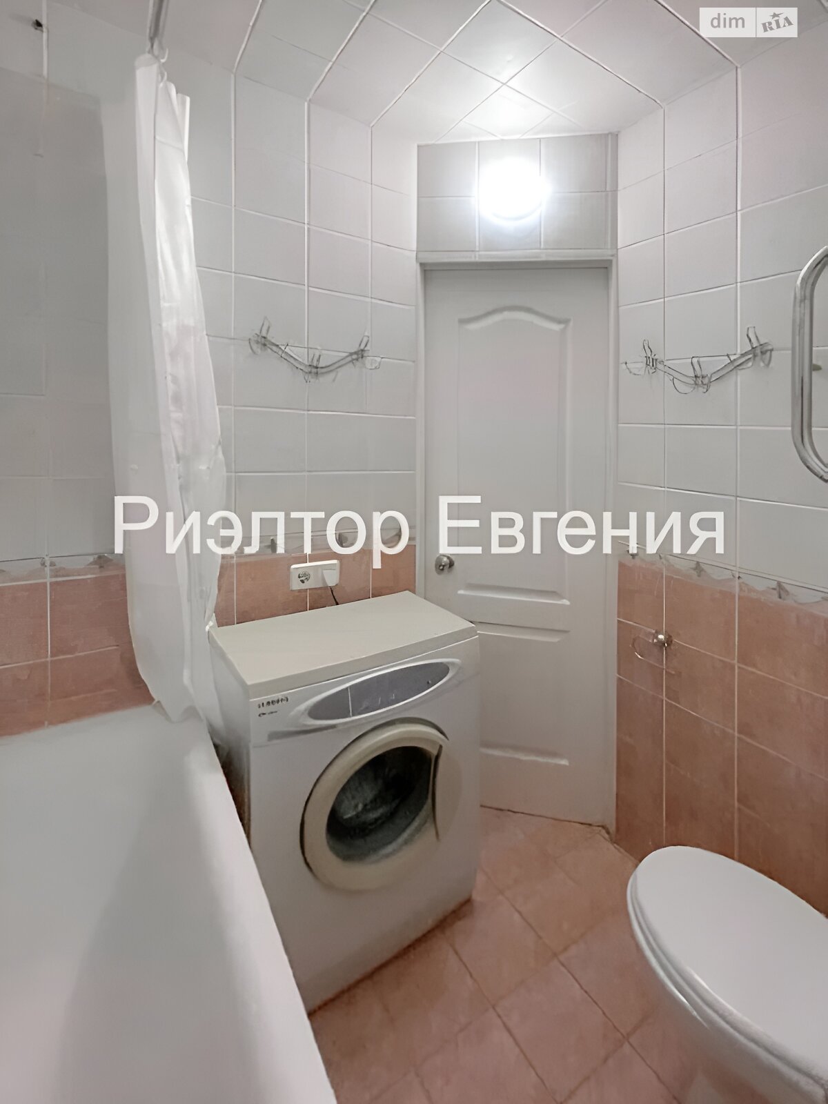 двухкомнатная квартира в Одессе, район Приморский, на ул. Сегедская 12 в аренду на долгий срок помесячно фото 1 двухкомнатная квартира в Одессе, район Приморский, на ул. Сегедская 12 в аренду на долгий срок помесячно фото 1