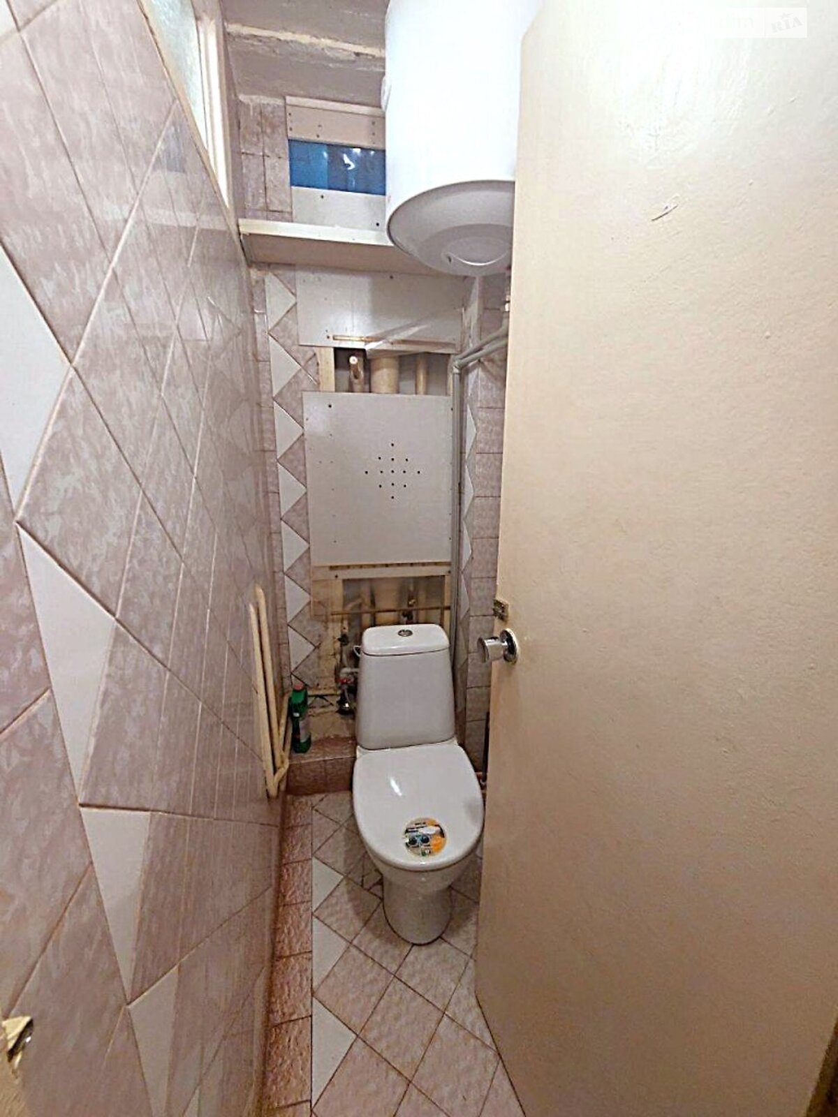 трикімнатна квартира в Одесі, район Приморський, на вул. Сегедська 1 в довготривалу оренду помісячно фото 1