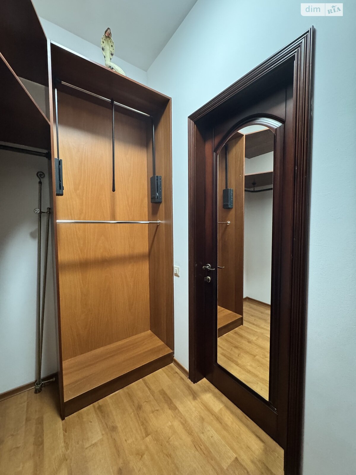 трехкомнатная квартира в Одессе, район Приморский, на просп. Шевченко в аренду на долгий срок помесячно фото 1 трехкомнатная квартира в Одессе, район Приморский, на просп. Шевченко в аренду на долгий срок помесячно фото 1