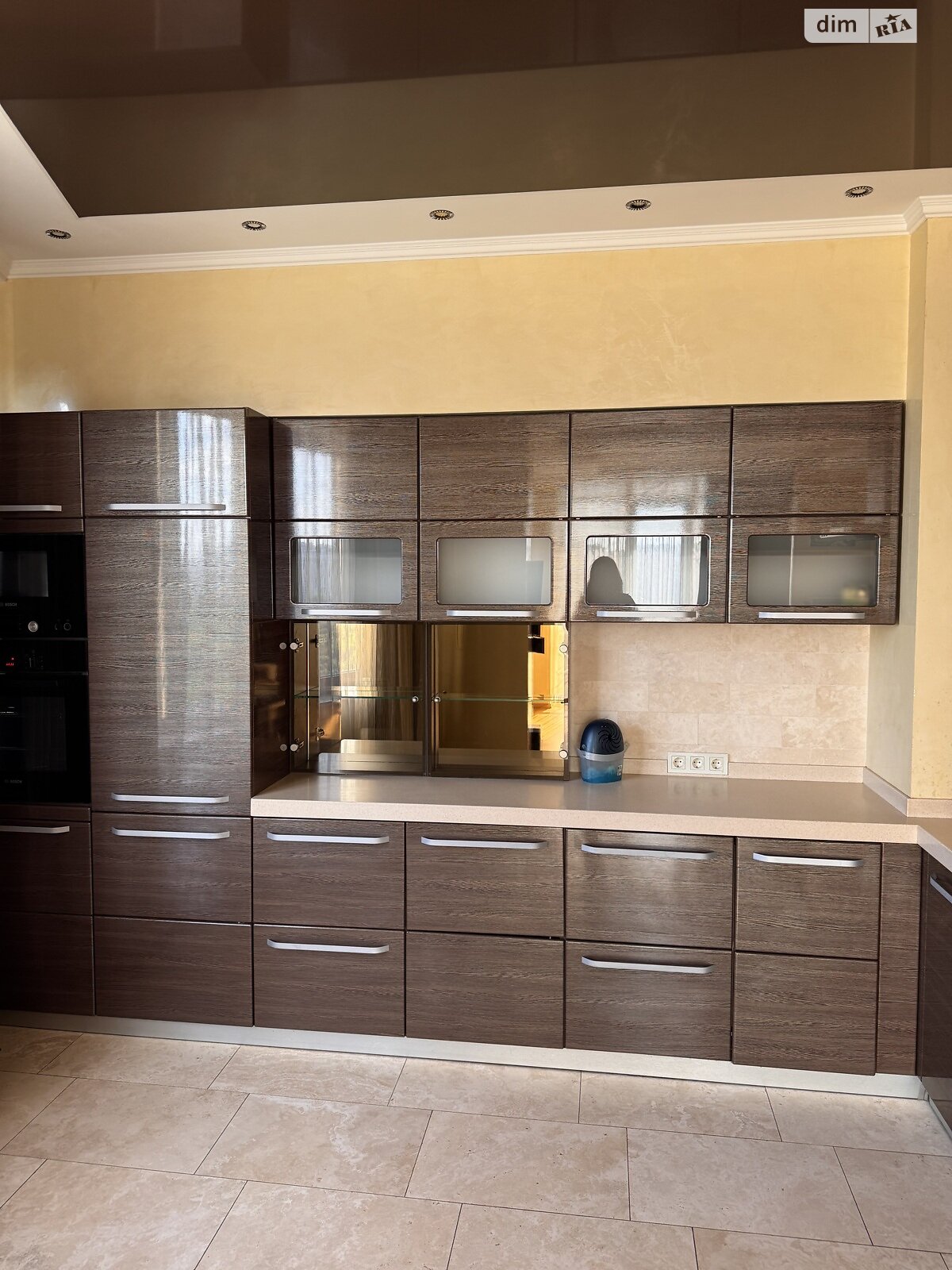 трикімнатна квартира в Одесі, район Приморський, на просп. Шевченка 33Б в довготривалу оренду помісячно фото 1 трикімнатна квартира в Одесі, район Приморський, на просп. Шевченка 33Б в довготривалу оренду помісячно фото 1