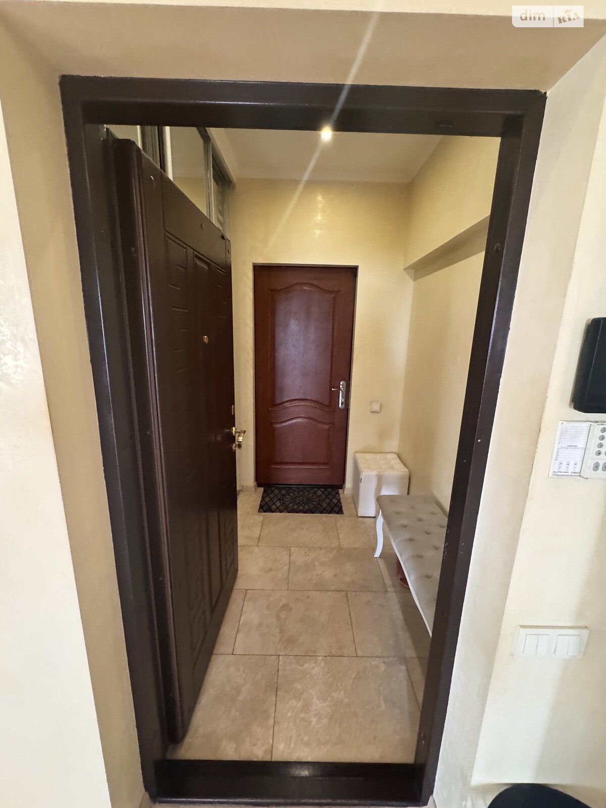 трикімнатна квартира в Одесі, район Приморський, на просп. Шевченка 33Б в довготривалу оренду помісячно фото 1 трикімнатна квартира в Одесі, район Приморський, на просп. Шевченка 33Б в довготривалу оренду помісячно фото 1