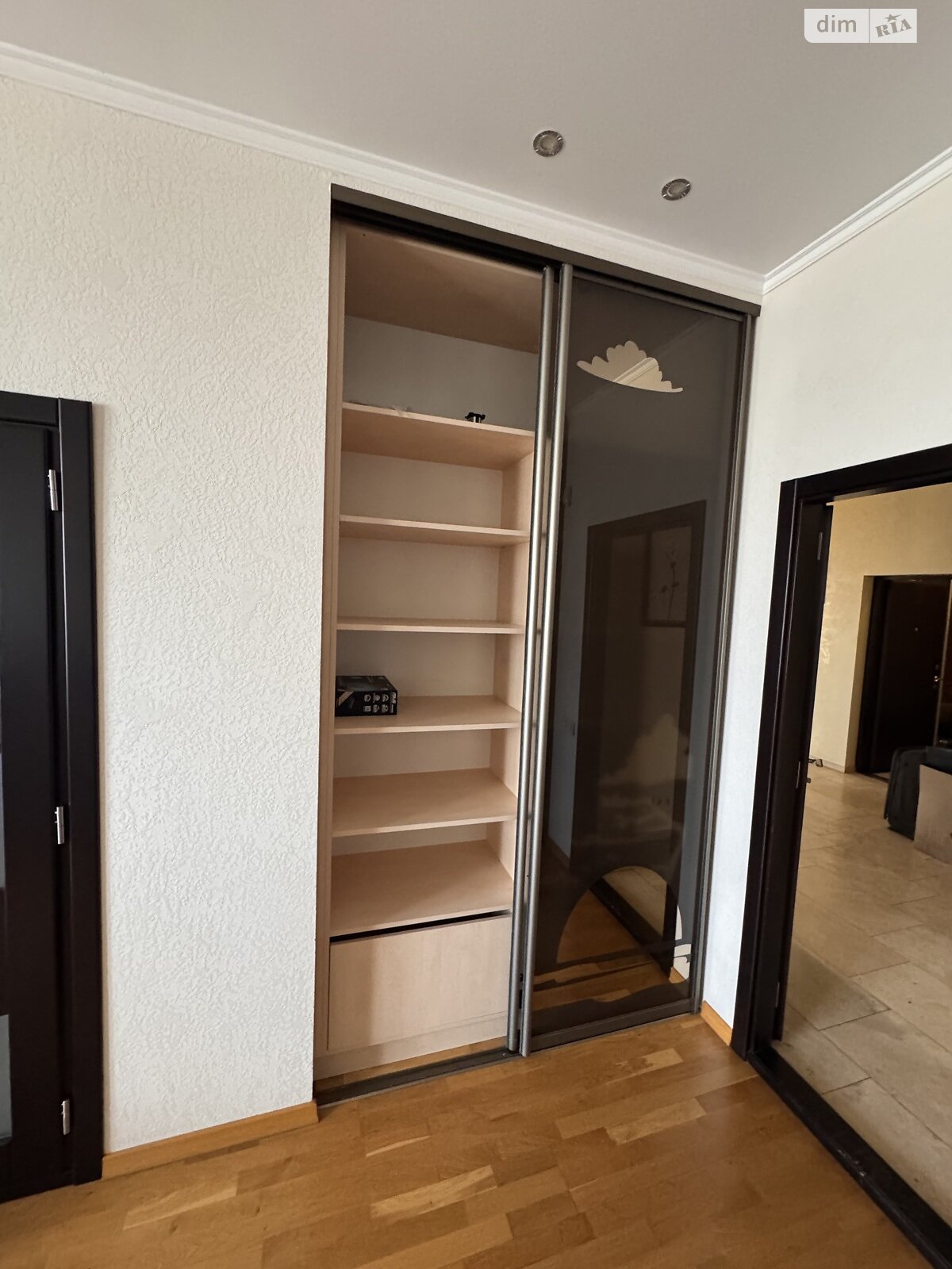 трикімнатна квартира в Одесі, район Приморський, на просп. Шевченка 33Б в довготривалу оренду помісячно фото 1 трикімнатна квартира в Одесі, район Приморський, на просп. Шевченка 33Б в довготривалу оренду помісячно фото 1