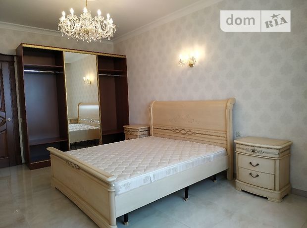 двухкомнатная квартира с мебелью в Одессе, район Приморский, на просп. Шевченко 33б в аренду на долгий срок помесячно фото 1