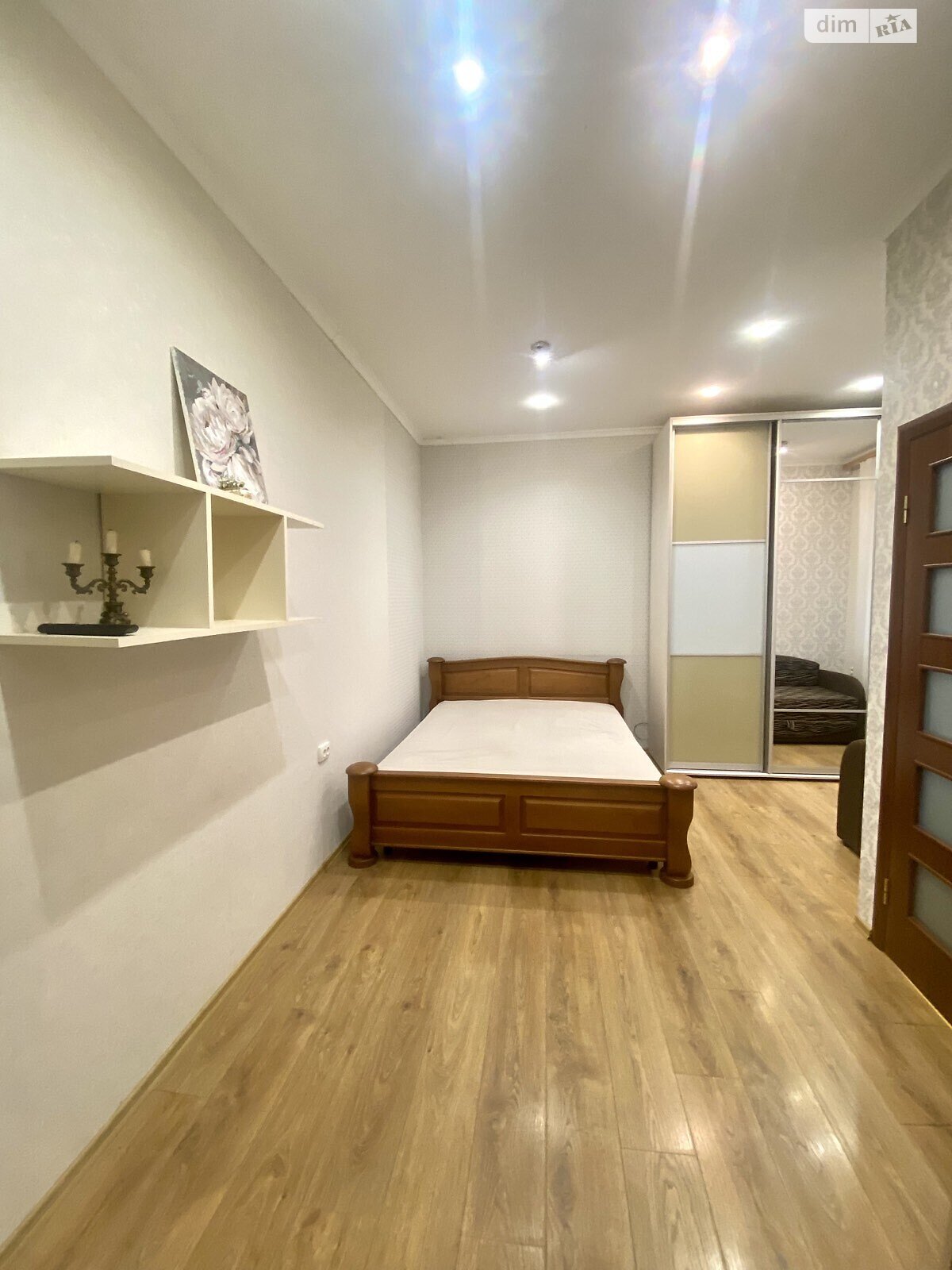 однокімнатна квартира в Одесі, район Приморський, на пл. Соборна в довготривалу оренду помісячно фото 1