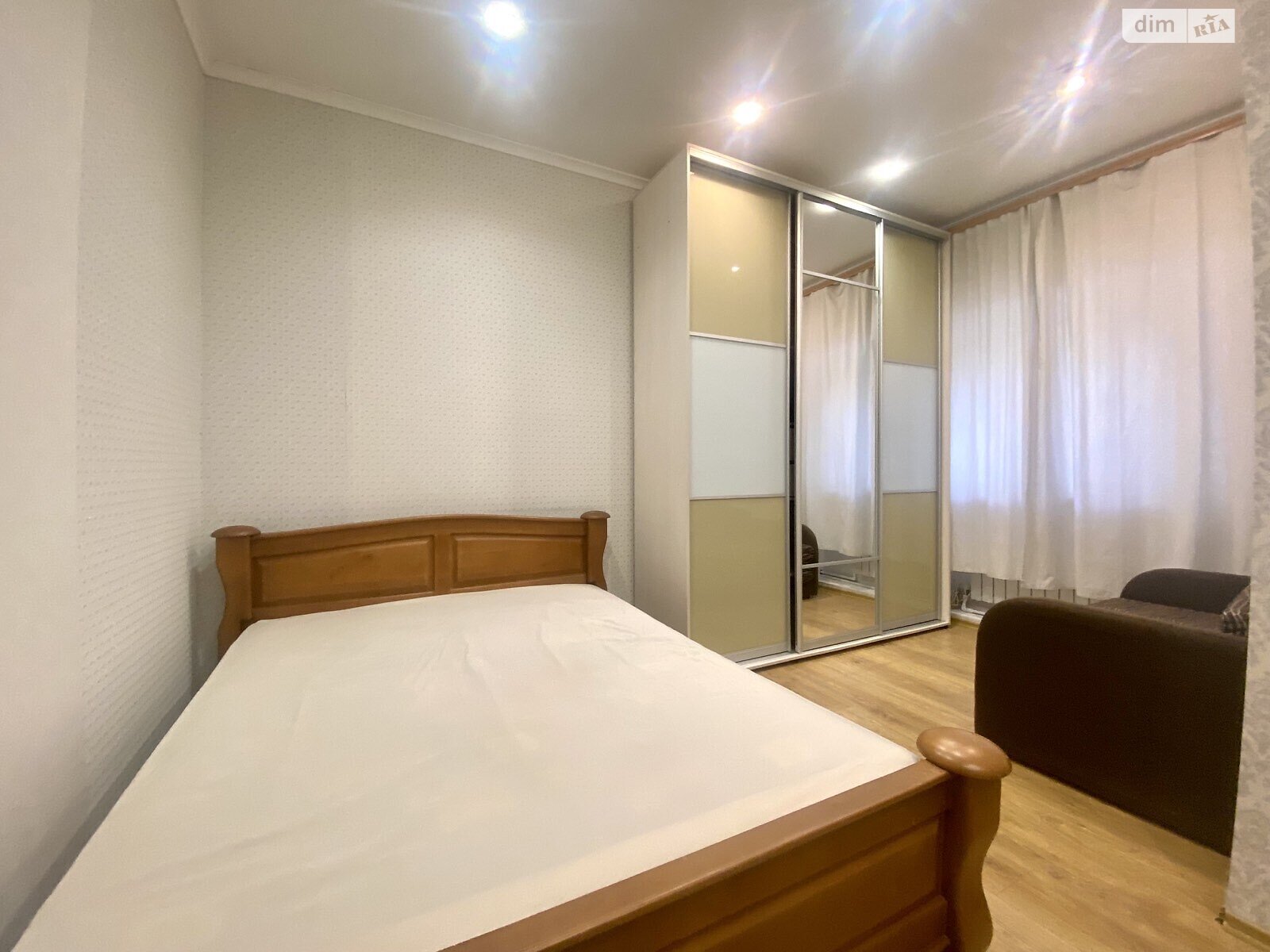 однокімнатна квартира в Одесі, район Приморський, на пл. Соборна в довготривалу оренду помісячно фото 1